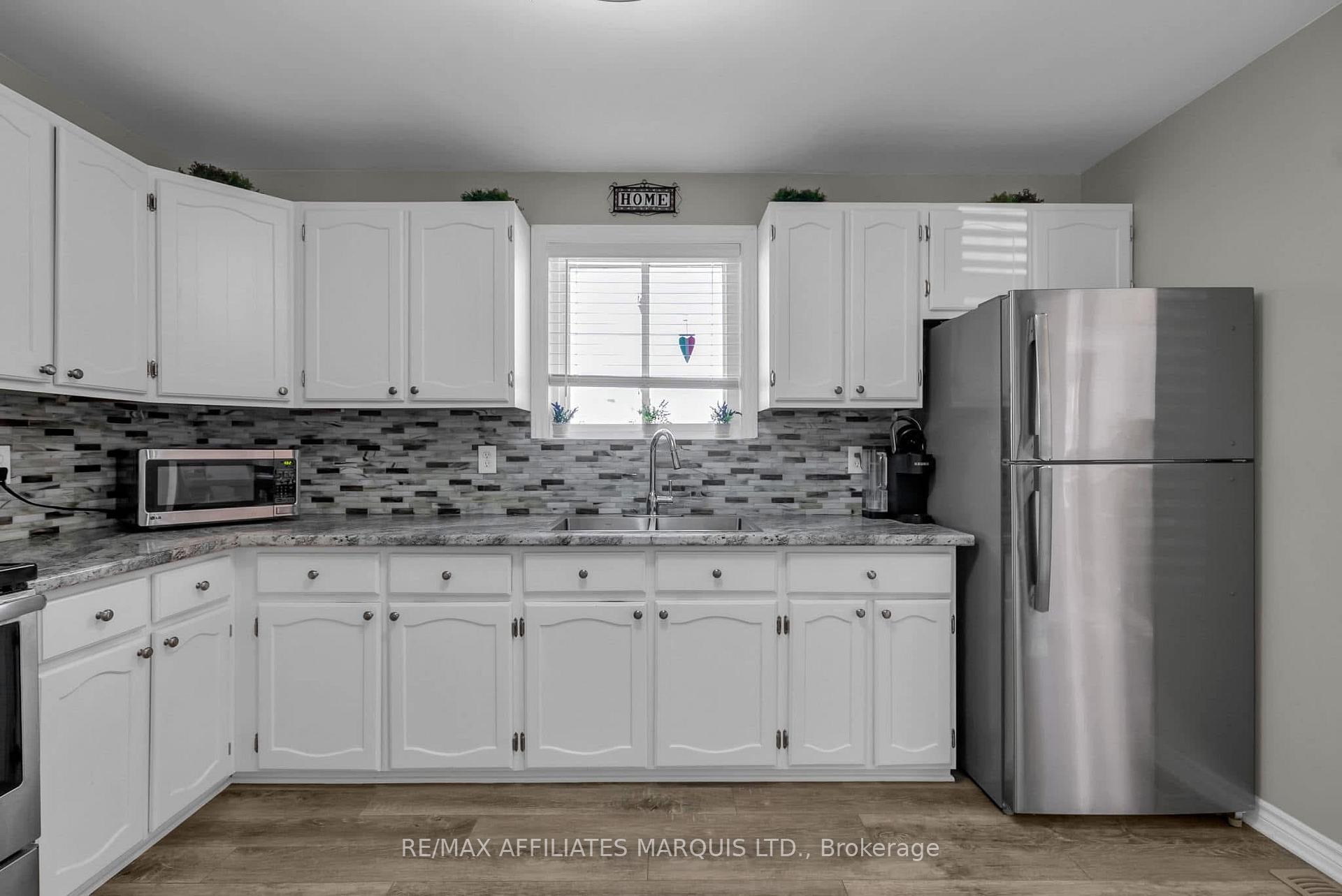 Photo 7 of 273 Meadowvale Crescent, Cornwall — HOMEH