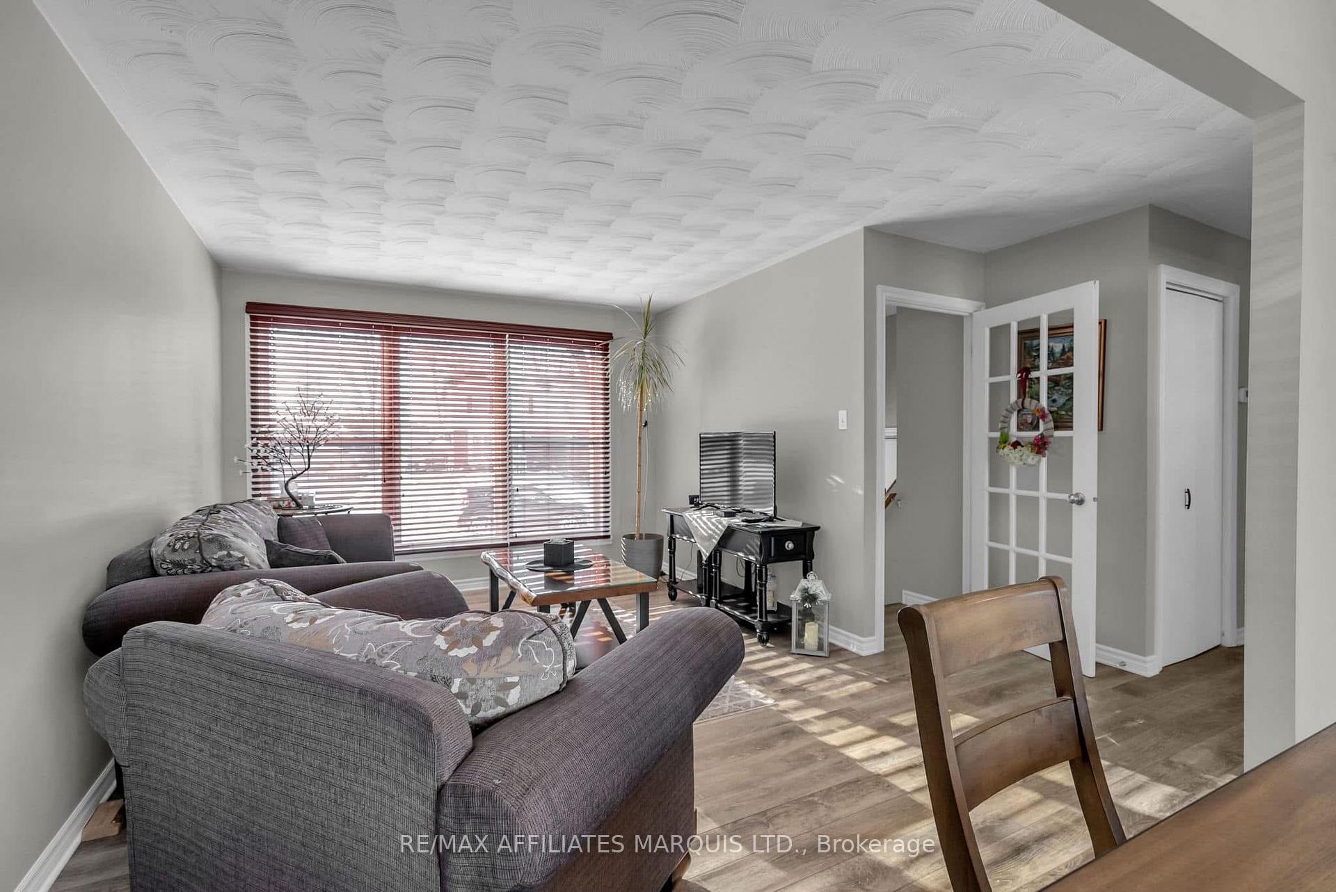 Photo 11 of 273 Meadowvale Crescent, Cornwall — HOMEH