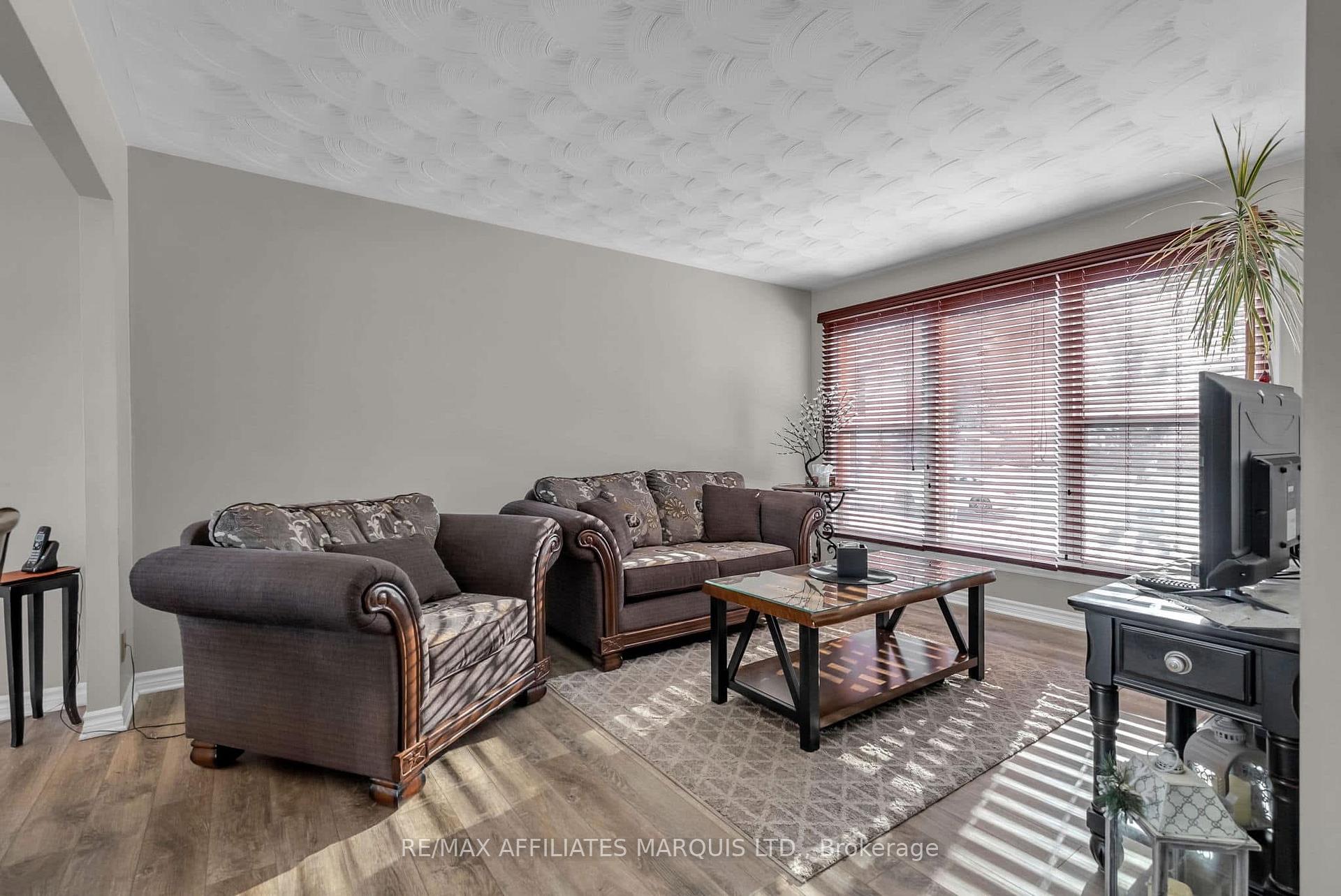 Photo 14 of 273 Meadowvale Crescent, Cornwall — HOMEH