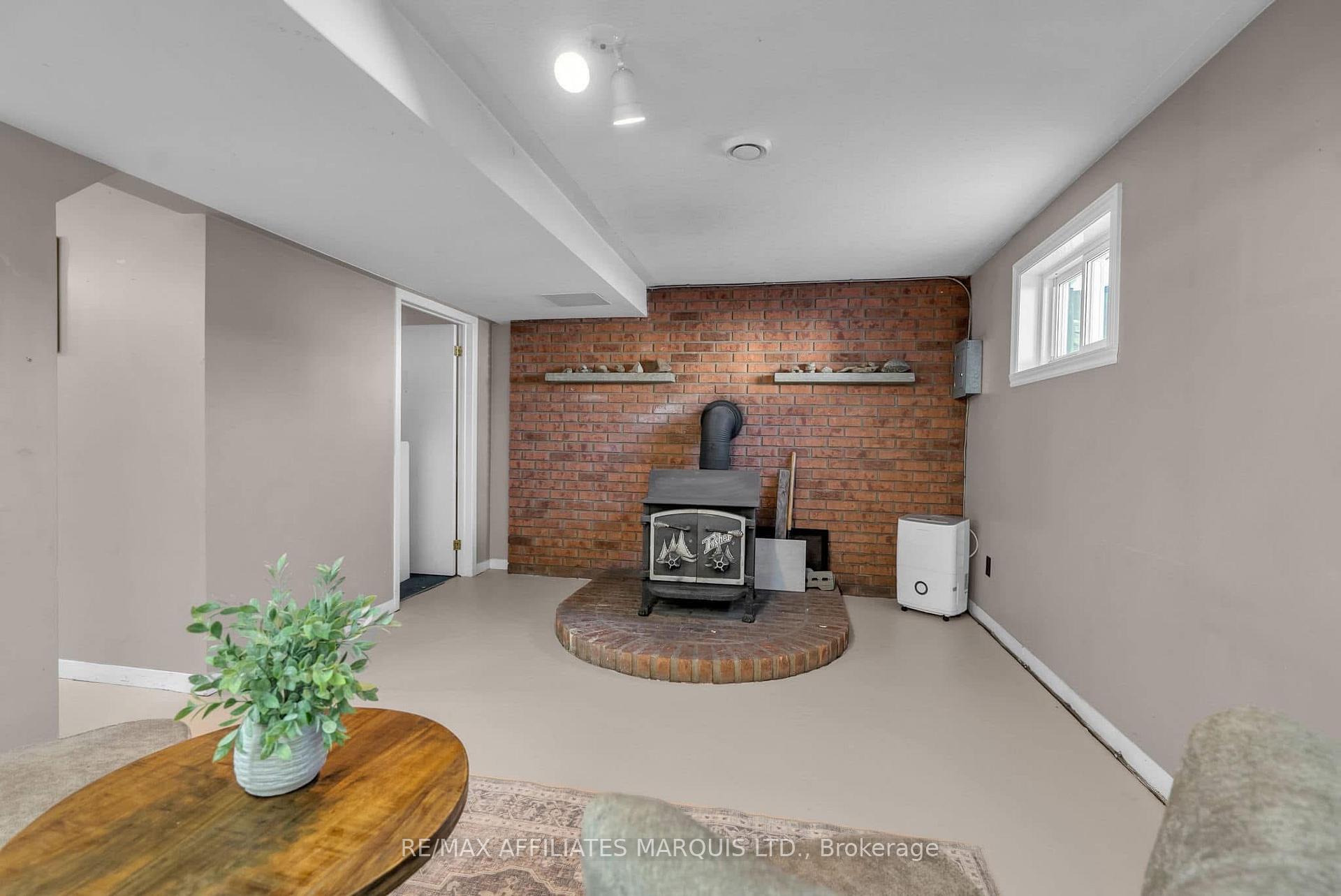 Photo 23 of 273 Meadowvale Crescent, Cornwall — HOMEH
