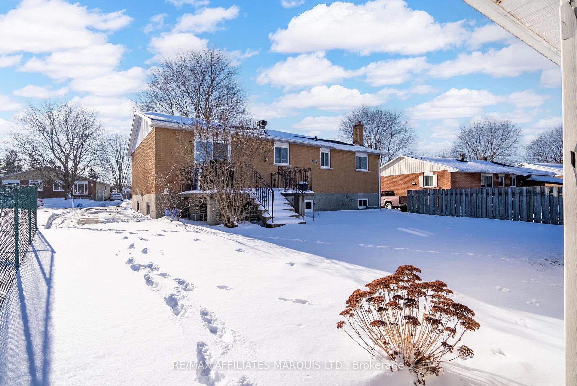 Photo 31 of 273 Meadowvale Crescent, Cornwall — HOMEH
