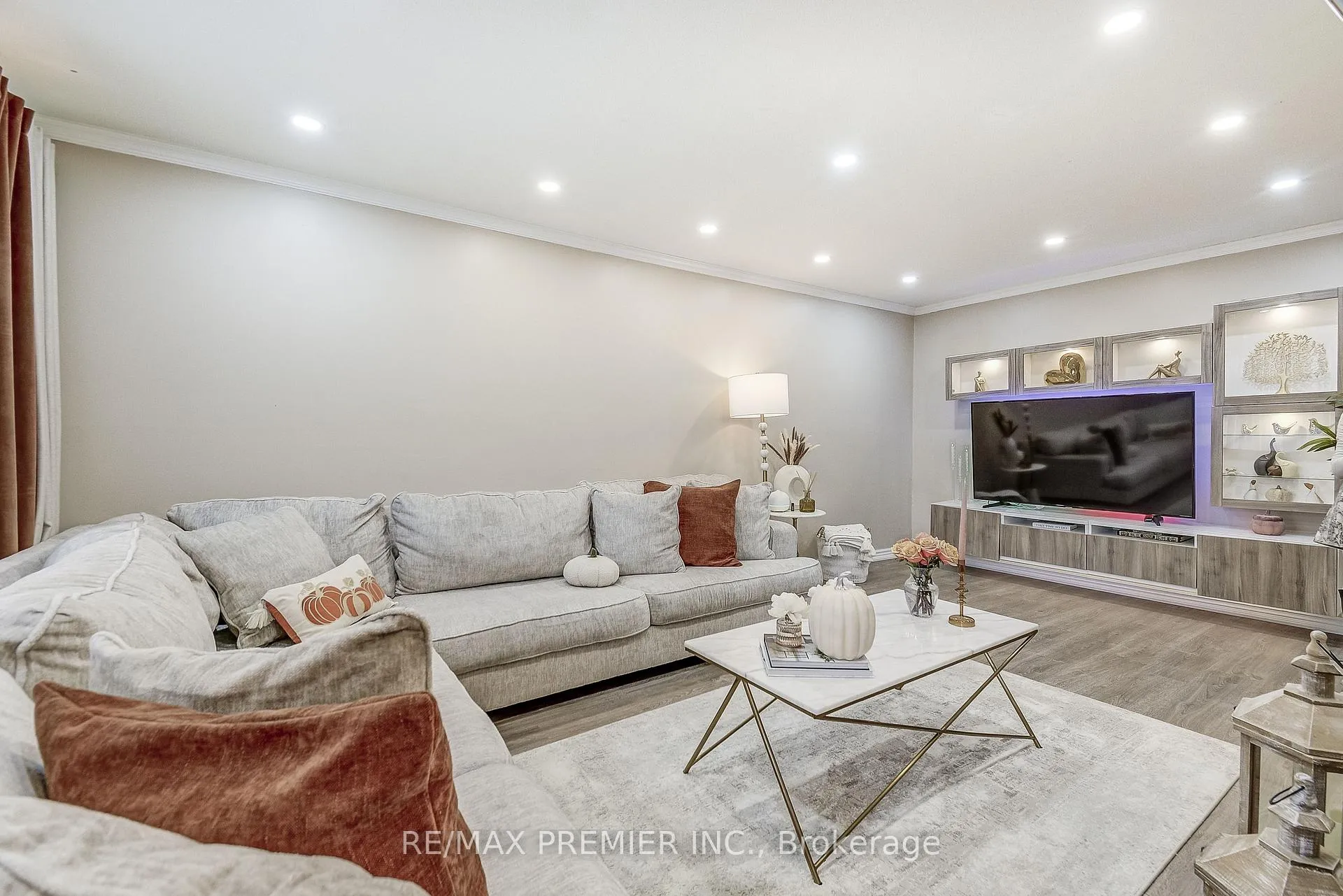 Photo 12 of 83 Birchview Drive, Hamilton, Berrisfield — HOMEH