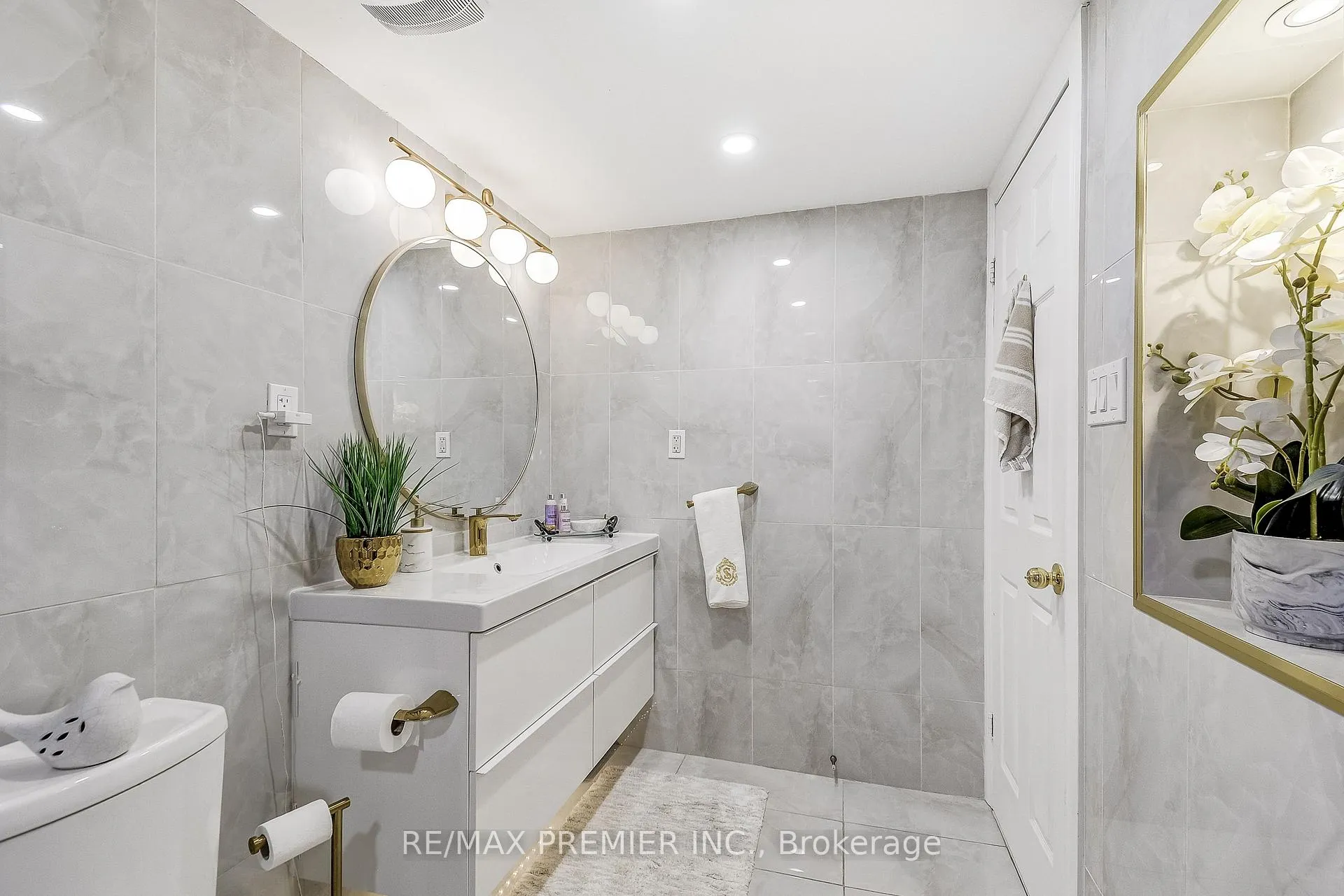 Photo 33 of 83 Birchview Drive, Hamilton, Berrisfield — HOMEH