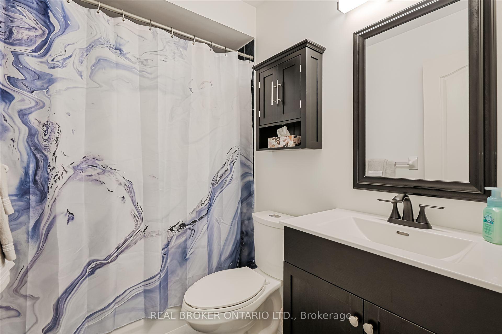 Photo 20 of 40 Padfield Drive, Clarington, Bowmanville — HOMEH
