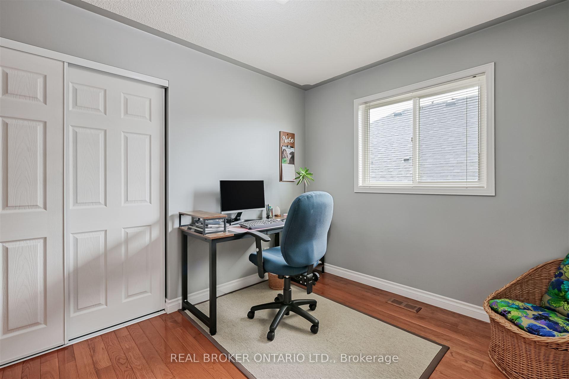Photo 22 of 40 Padfield Drive, Clarington, Bowmanville — HOMEH