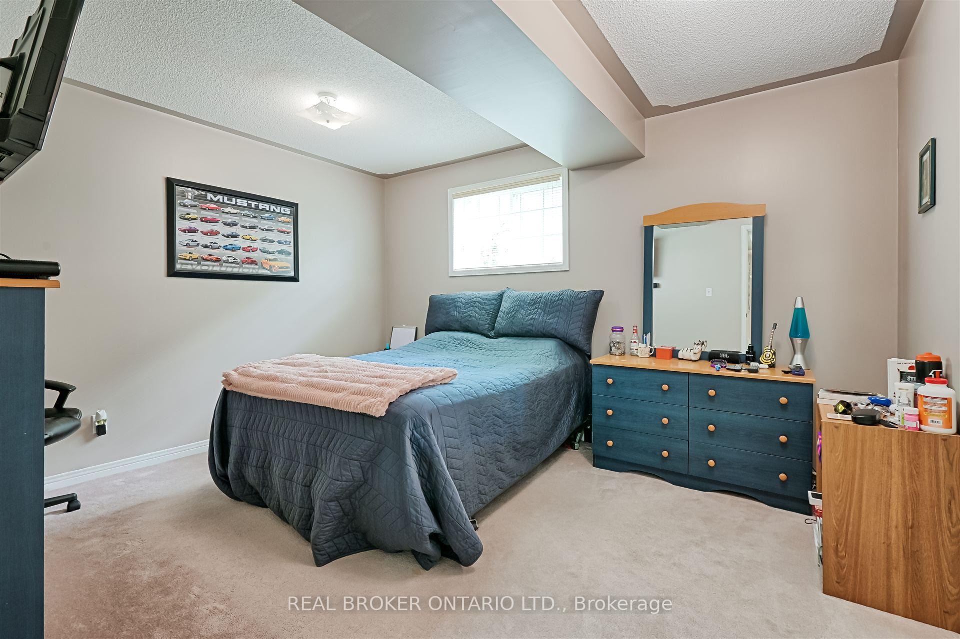 Photo 30 of 40 Padfield Drive, Clarington, Bowmanville — HOMEH