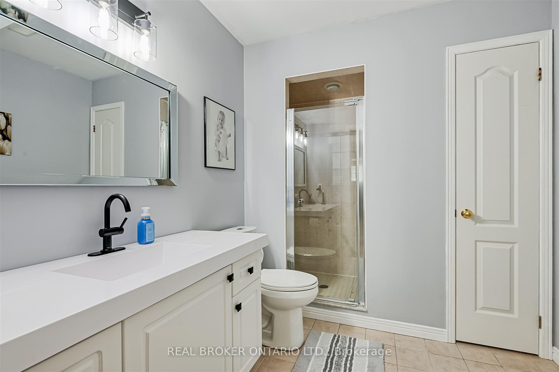 Photo 31 of 40 Padfield Drive, Clarington, Bowmanville — HOMEH