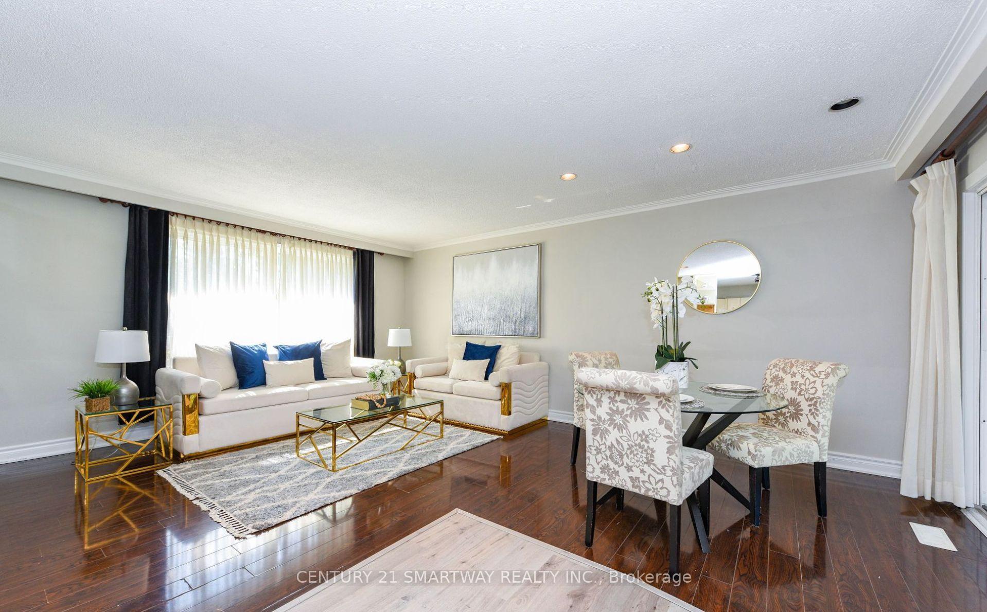 Photo 7 of 2075 Seabrook Drive, Oakville, West — HOMEH