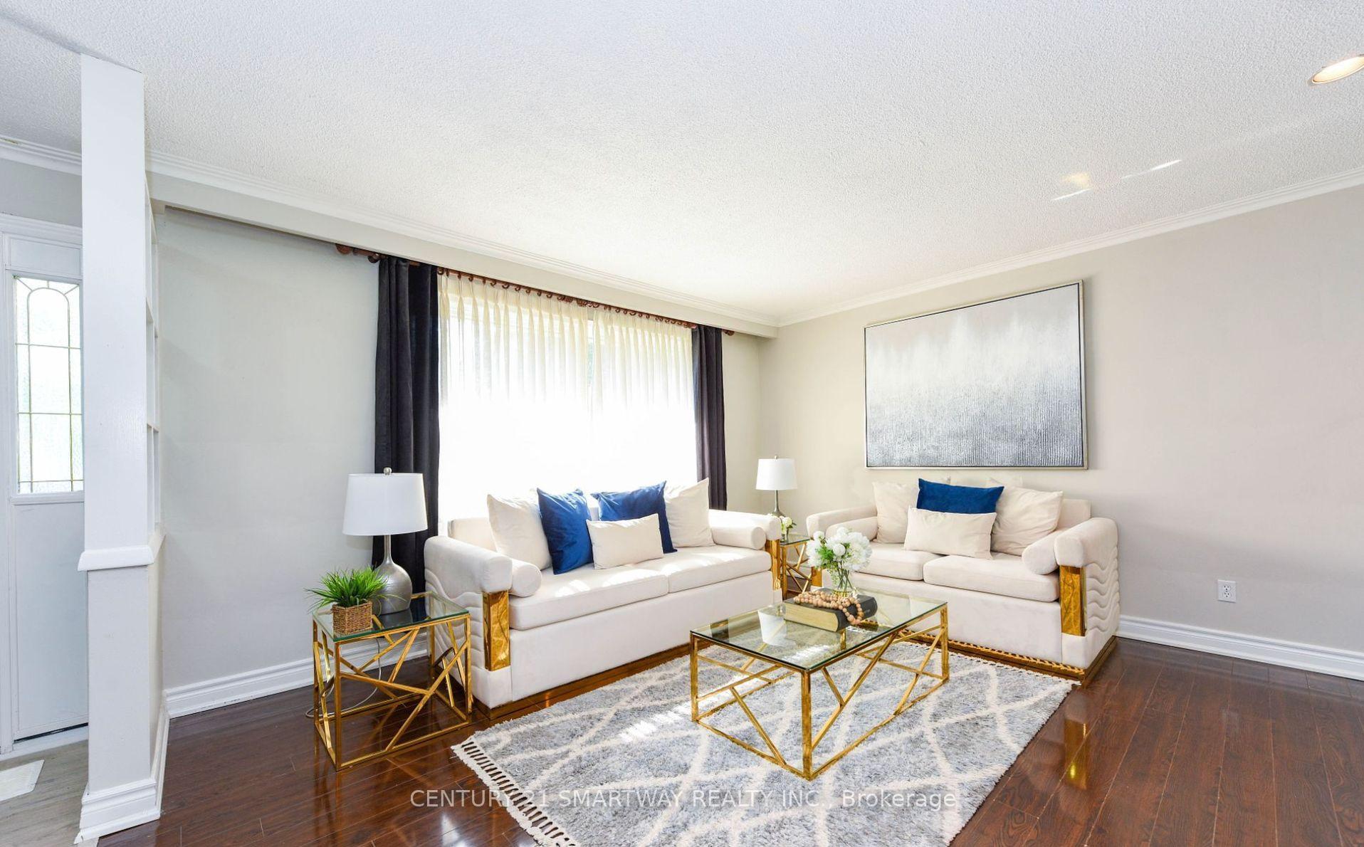 Photo 12 of 2075 Seabrook Drive, Oakville, West — HOMEH