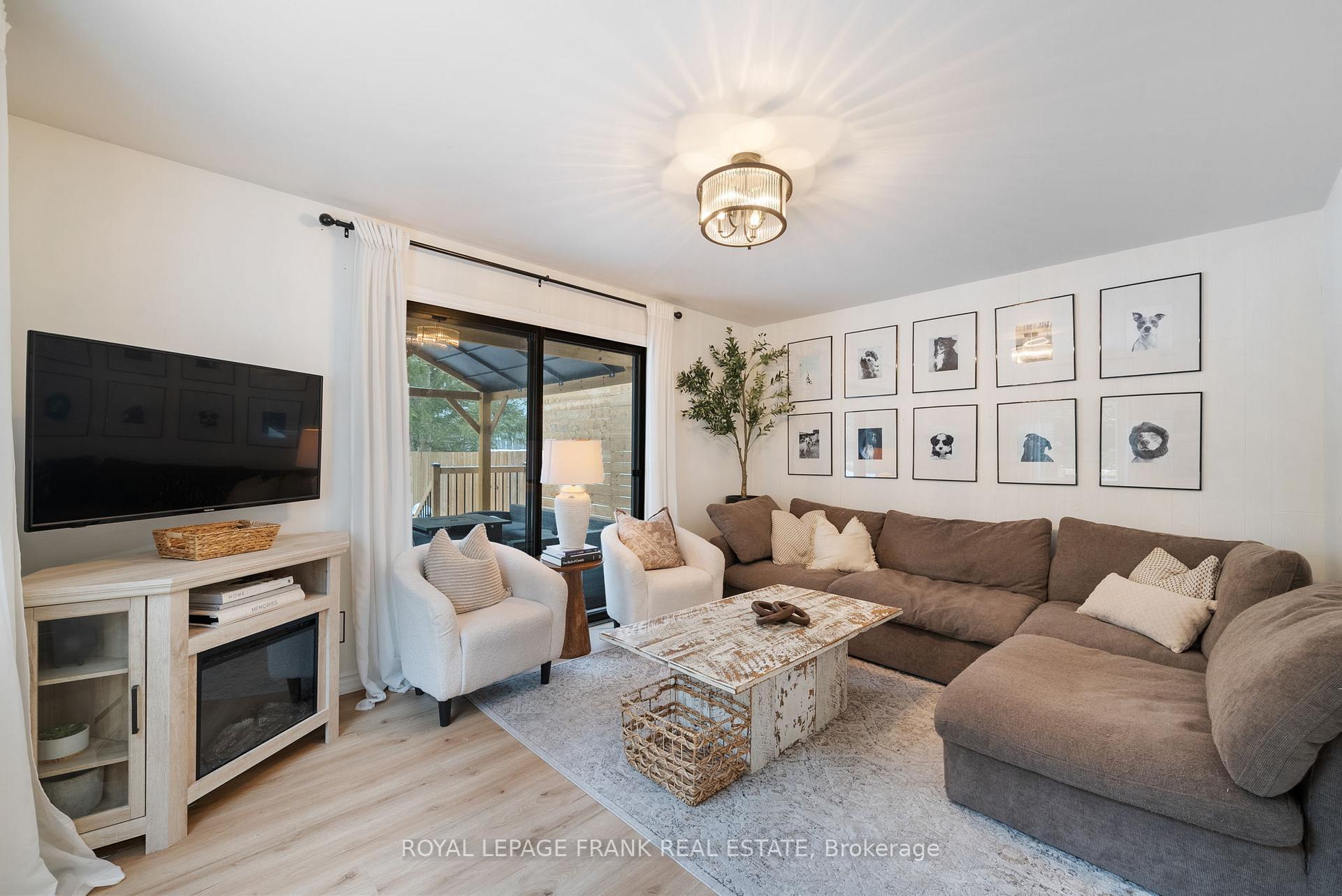 Photo 16 of 423 Pefferlaw Road, Georgina, Pefferlaw — HOMEH