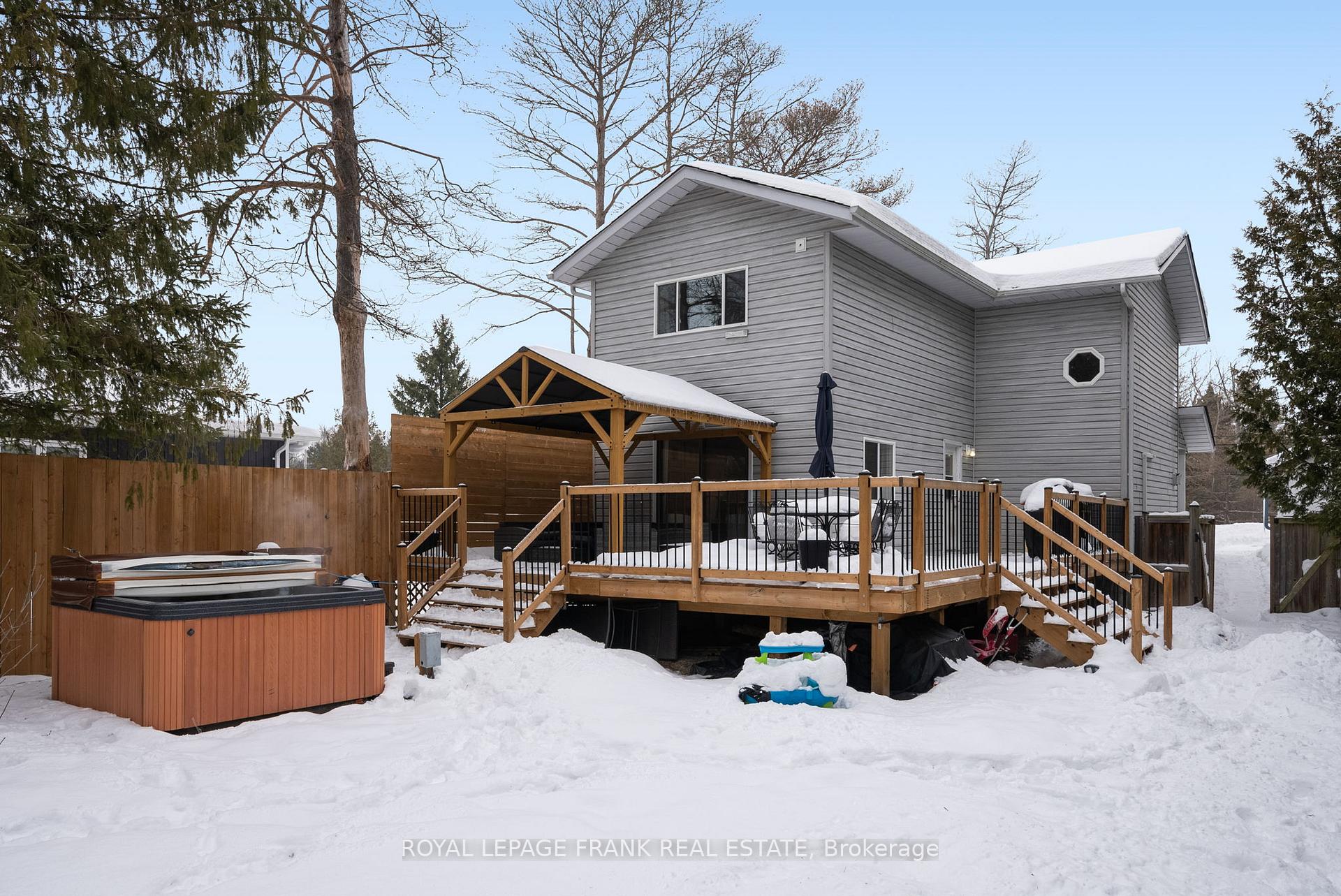 Photo 25 of 423 Pefferlaw Road, Georgina, Pefferlaw — HOMEH