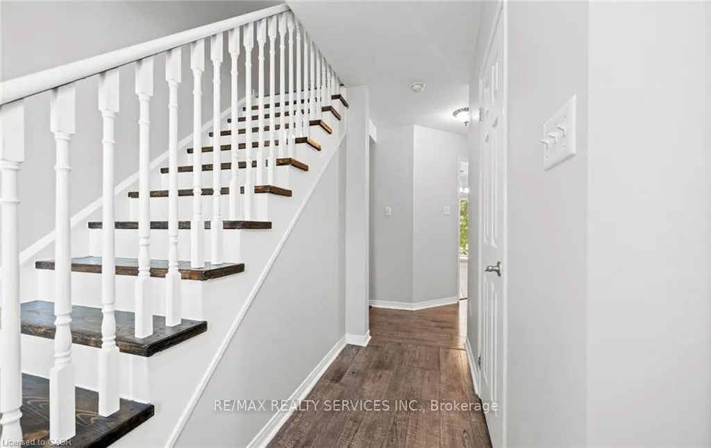 Photo 7 of 48 Powell Drive, Hamilton, Binbrook — HOMEH