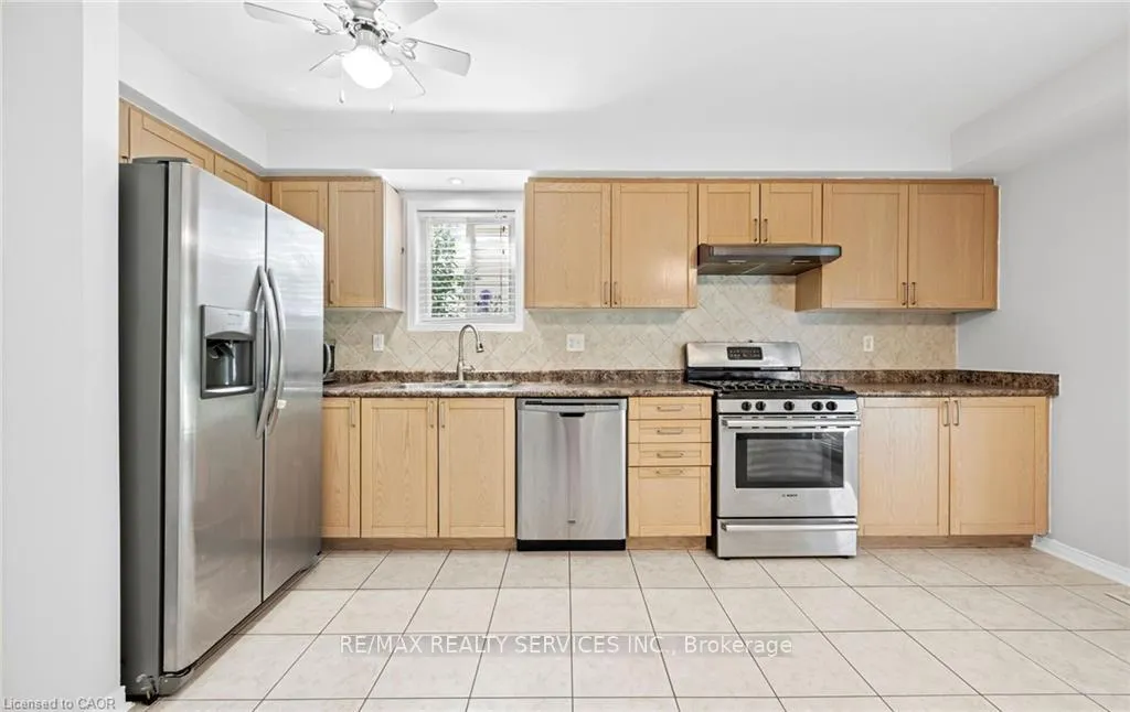 Photo 14 of 48 Powell Drive, Hamilton, Binbrook — HOMEH