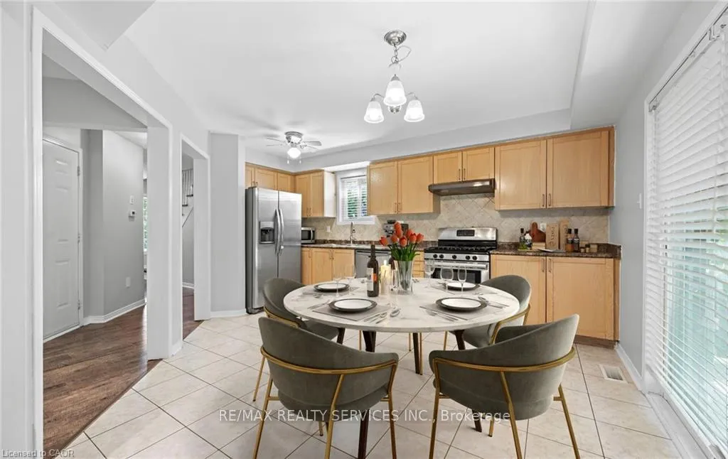 Photo 15 of 48 Powell Drive, Hamilton, Binbrook — HOMEH