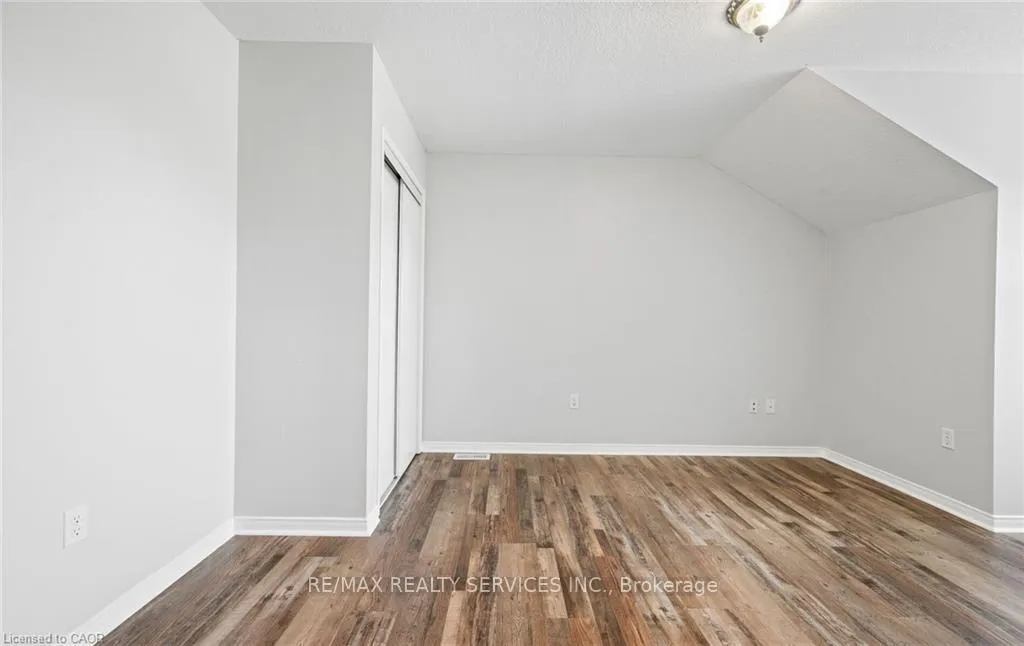 Photo 26 of 48 Powell Drive, Hamilton, Binbrook — HOMEH