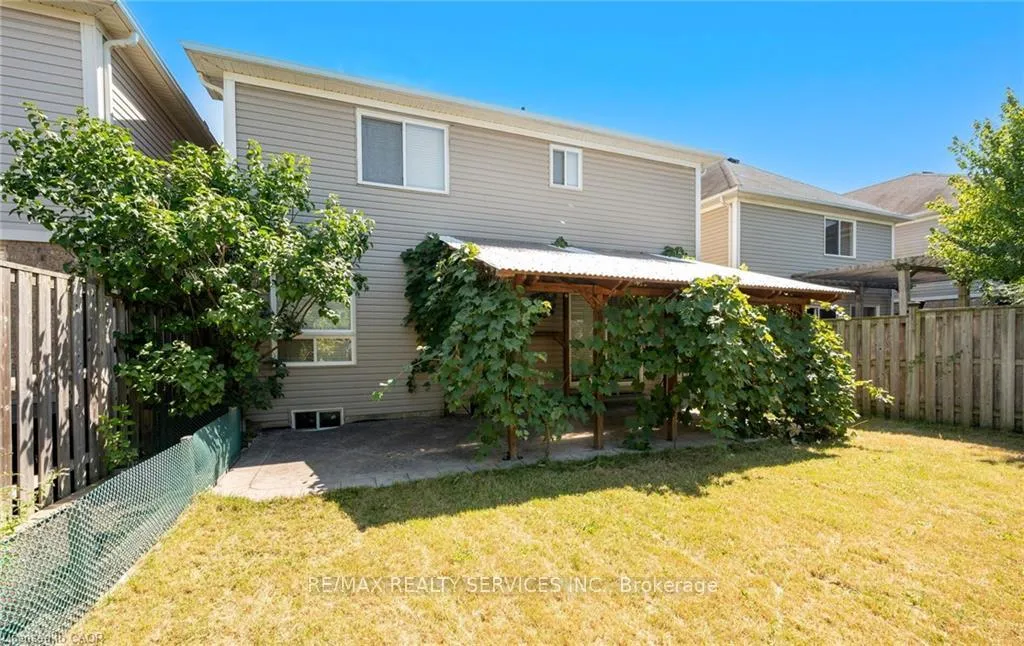Photo 33 of 48 Powell Drive, Hamilton, Binbrook — HOMEH