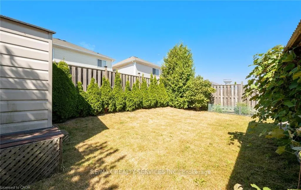 Photo 34 of 48 Powell Drive, Hamilton, Binbrook — HOMEH