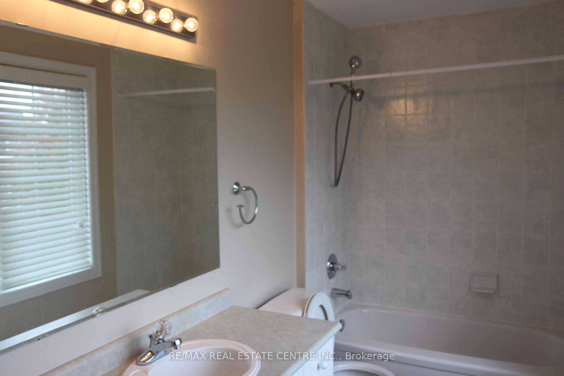Photo 26 of 2341 Canonridge Circle, Oakville, Westmount — HOMEH