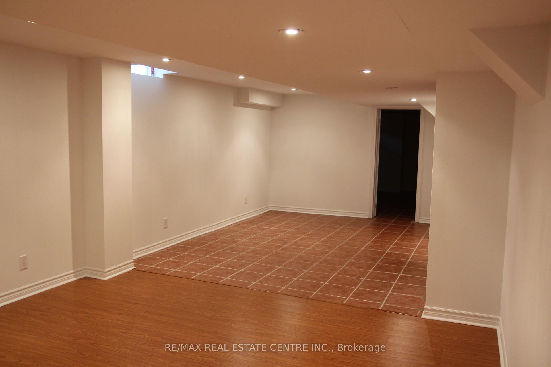 Photo 31 of 2341 Canonridge Circle, Oakville, Westmount — HOMEH