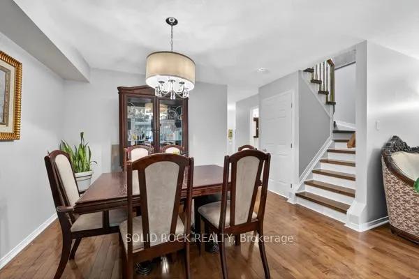 Photo 7 of 23 Oriska Way N, Ottawa, Barrhaven - Longfields — HOMEH