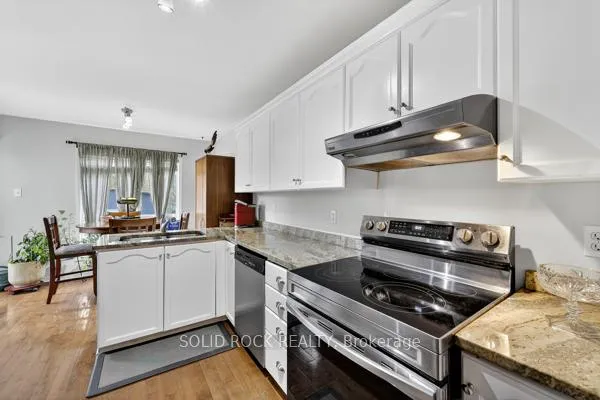 Photo 14 of 23 Oriska Way N, Ottawa, Barrhaven - Longfields — HOMEH