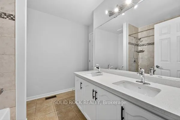Photo 33 of 23 Oriska Way N, Ottawa, Barrhaven - Longfields — HOMEH