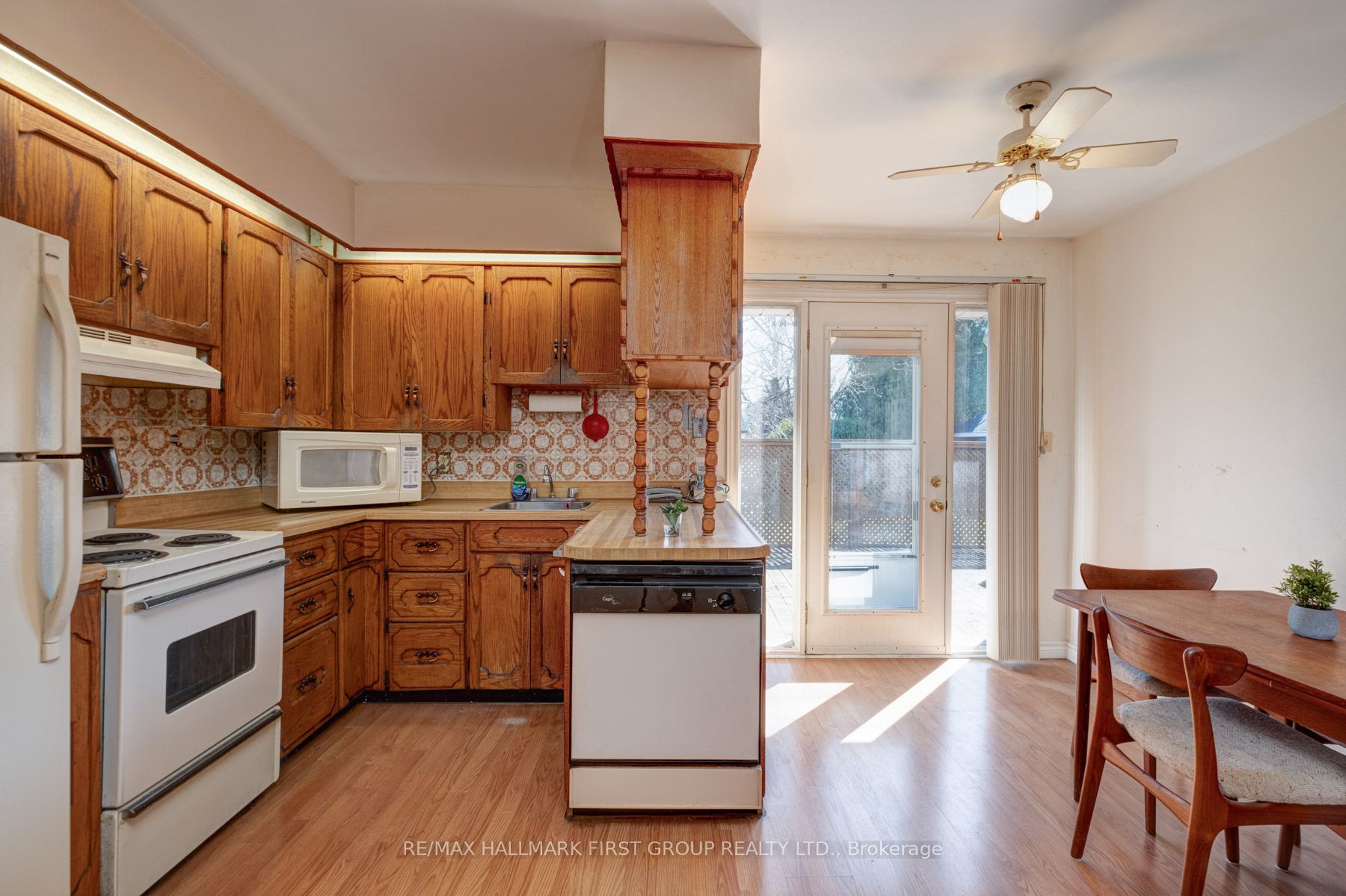 Photo 28 of 103 Elizabeth Crescent S, Whitby, Blue Grass Meadows — HOMEH