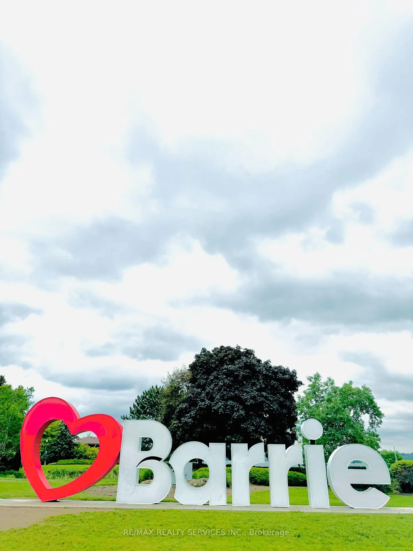 Photo 28 of 73 Drury Lane, Barrie, Wellington — HOMEH