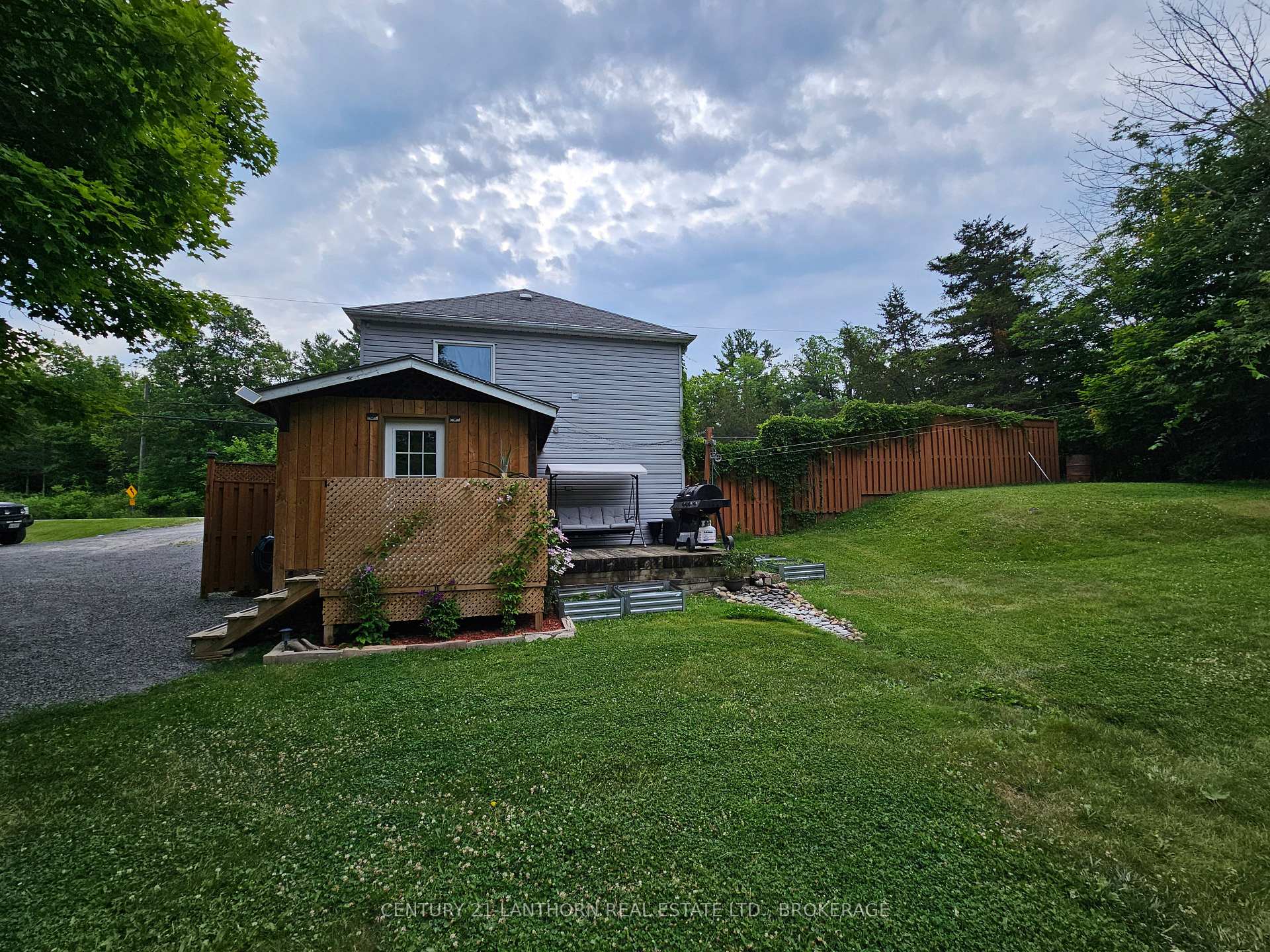 Photo 16 of 7993 Perth Road, Frontenac, Frontenac South — HOMEH