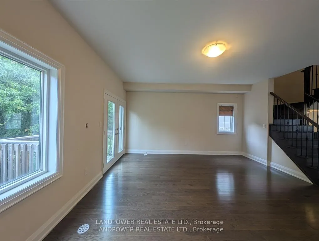 Photo 5 of 28 Plowman Lane, Richmond Hill, Rouge Woods — HOMEH