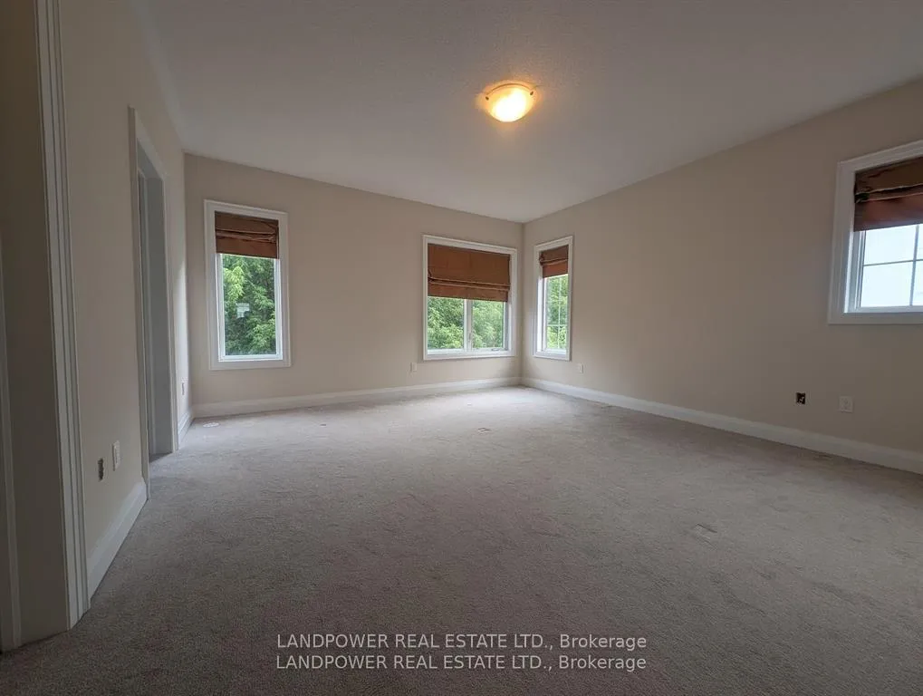 Photo 16 of 28 Plowman Lane, Richmond Hill, Rouge Woods — HOMEH