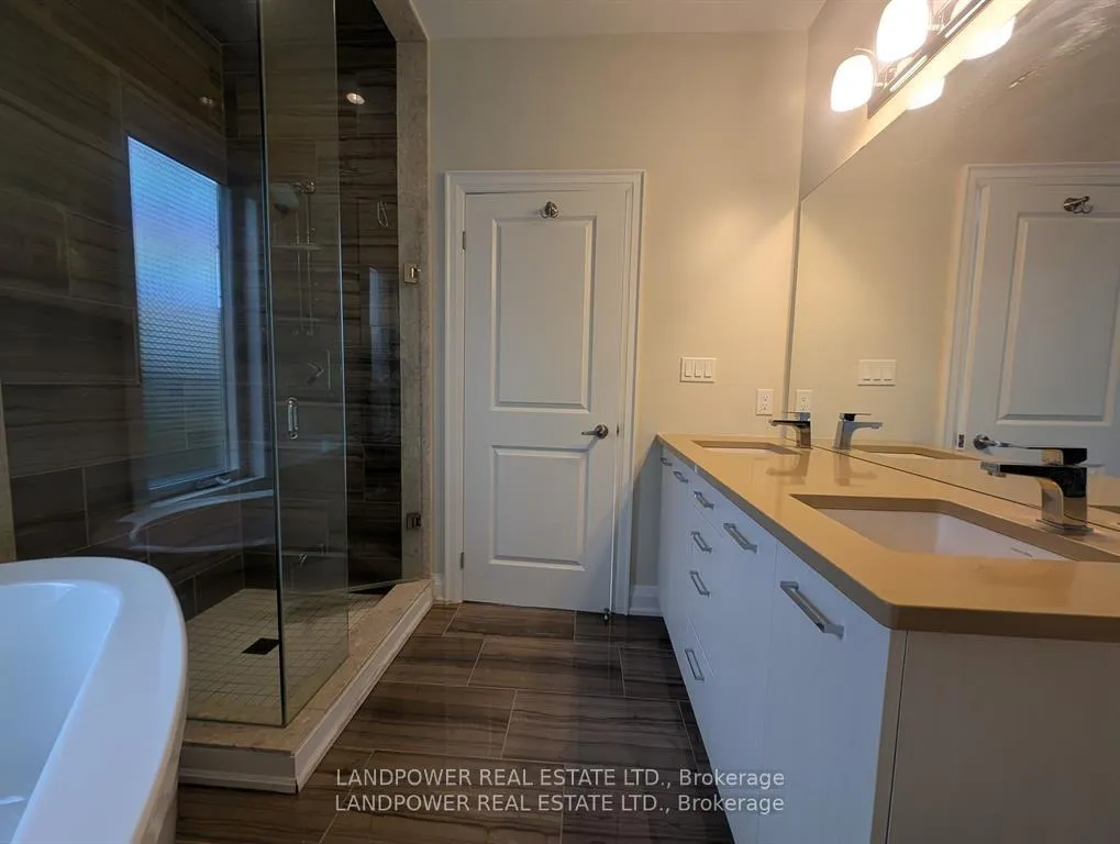 Photo 21 of 28 Plowman Lane, Richmond Hill, Rouge Woods — HOMEH