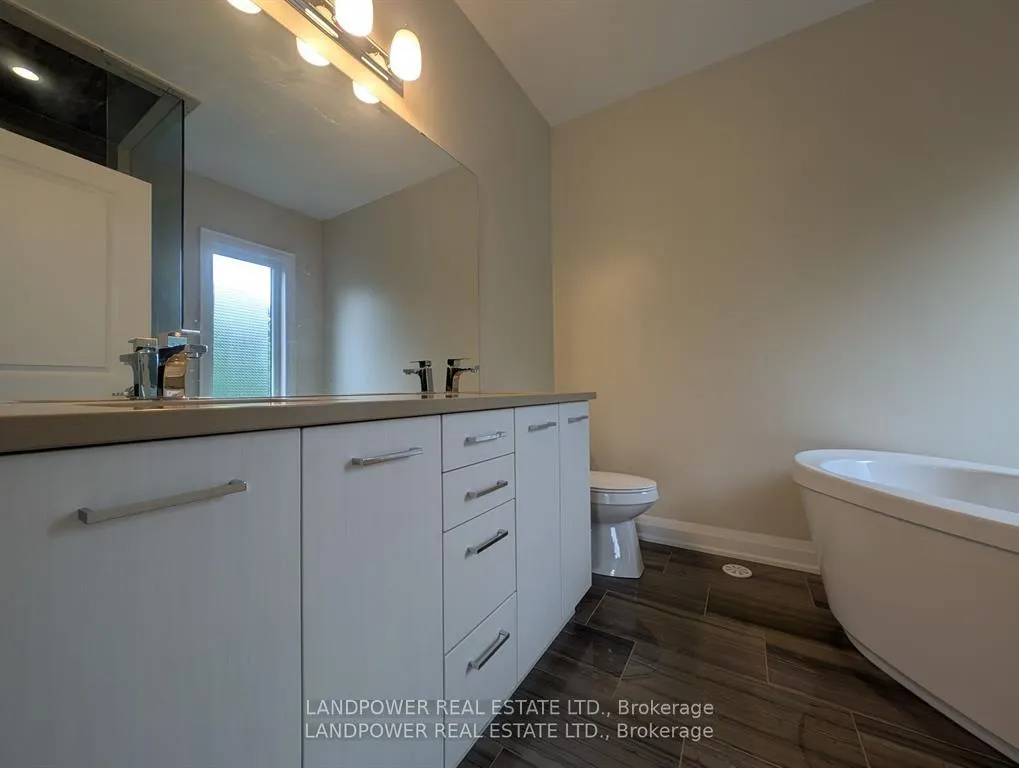 Photo 22 of 28 Plowman Lane, Richmond Hill, Rouge Woods — HOMEH