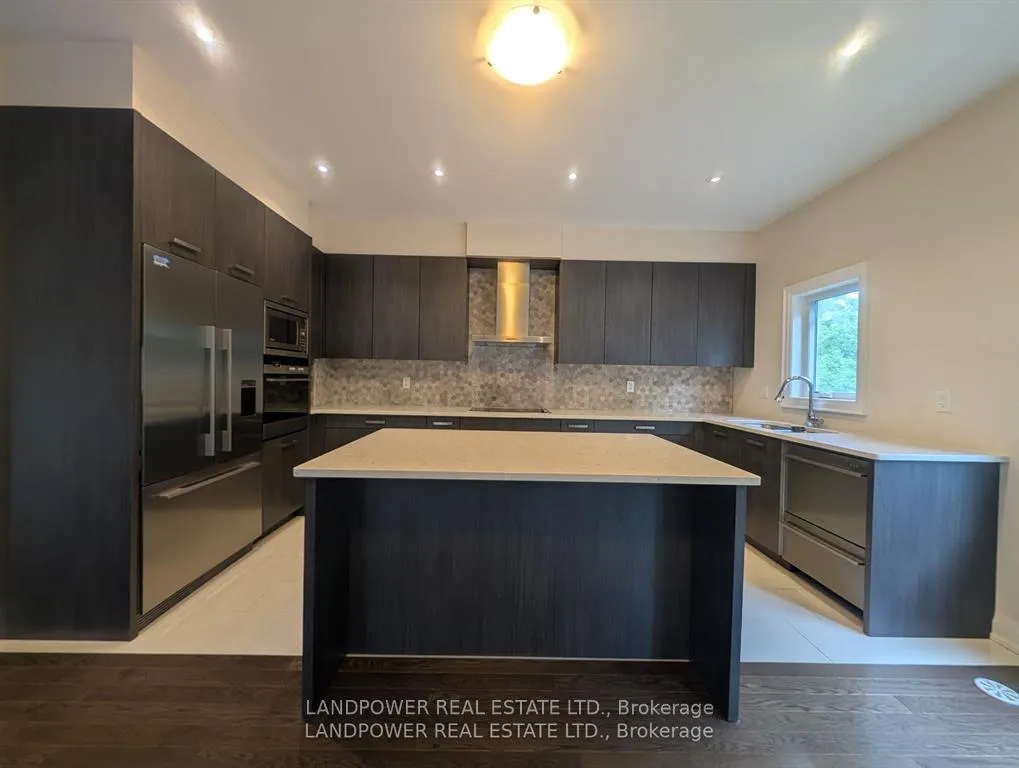 Photo 25 of 28 Plowman Lane, Richmond Hill, Rouge Woods — HOMEH