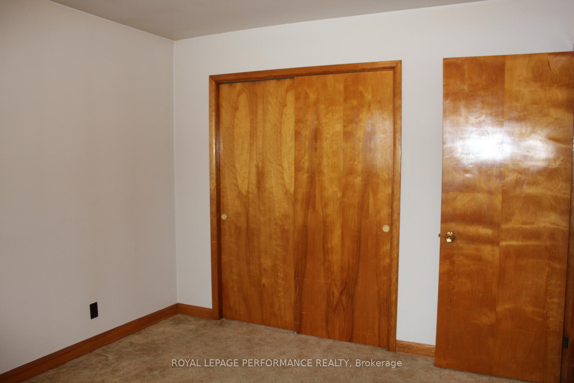 Photo 16 of 335 Fourteenth Street W, Cornwall — HOMEH