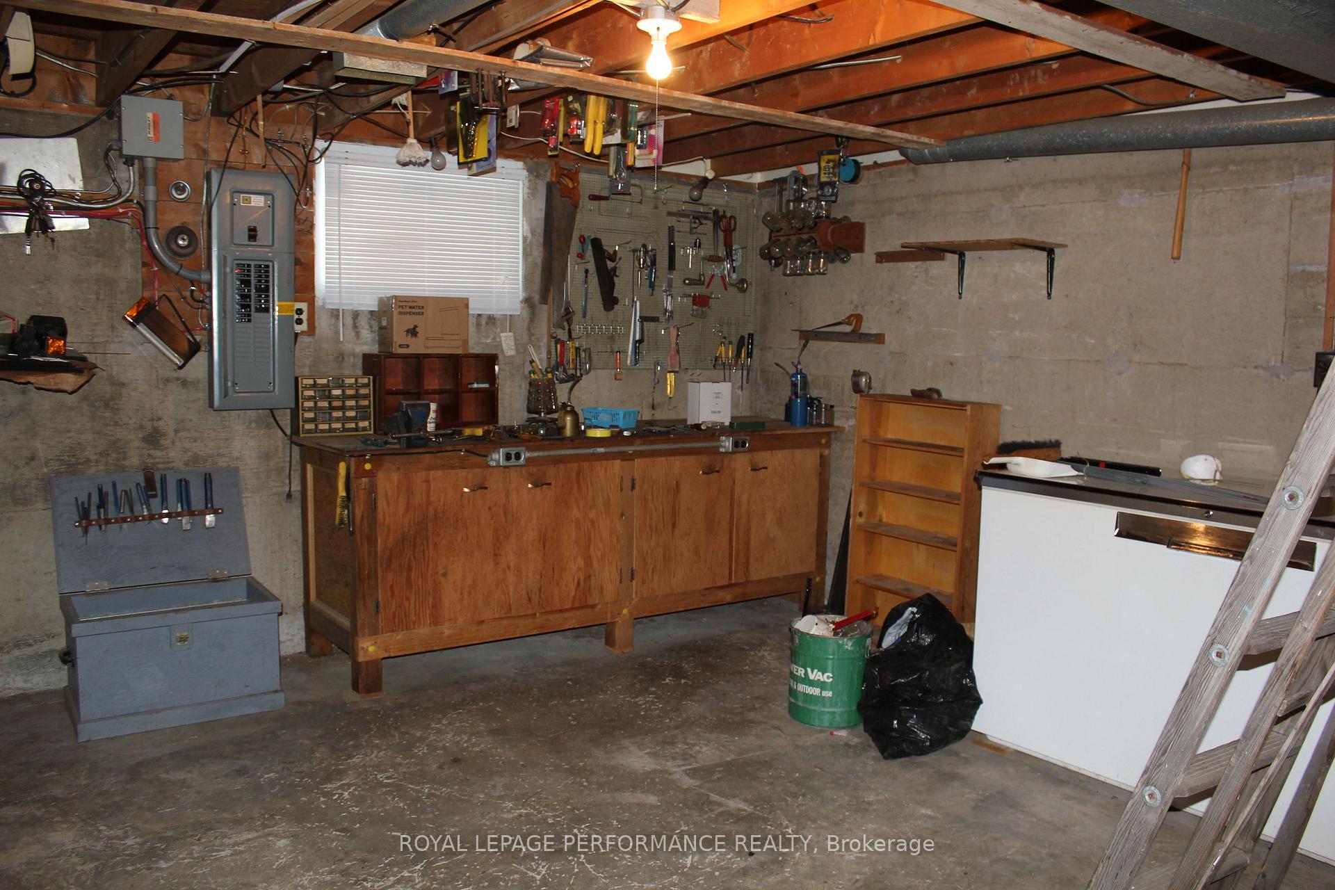 Photo 29 of 335 Fourteenth Street W, Cornwall — HOMEH