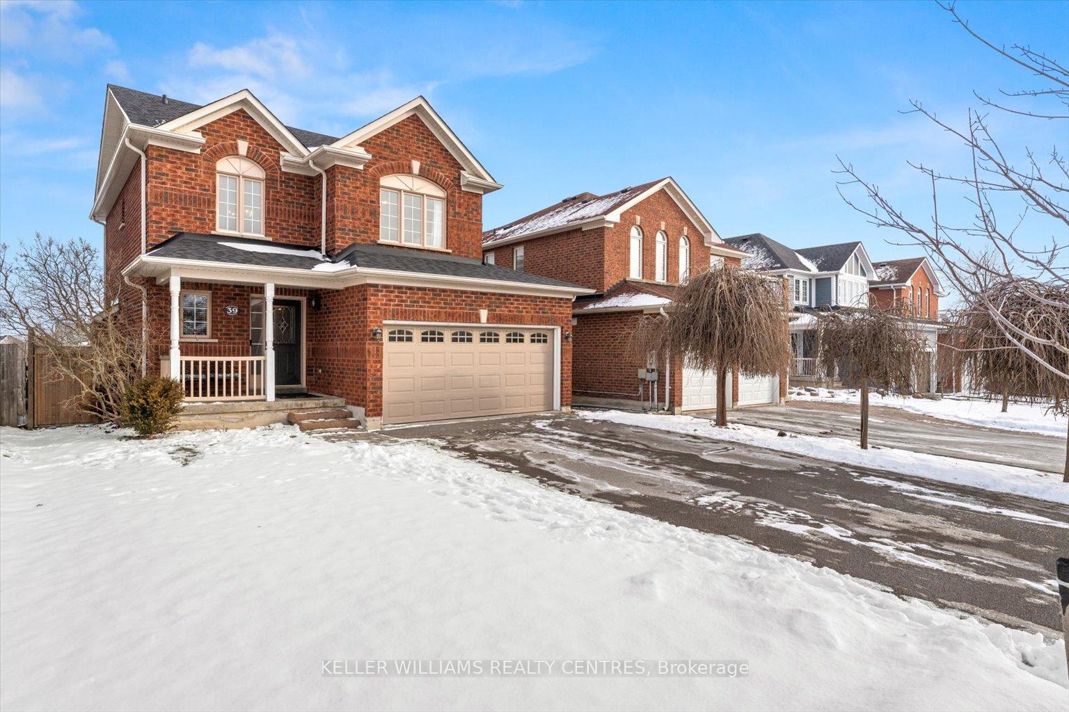 Photo 1 of 39 Silverstone Crescent, Georgina, Keswick South — HOMEH