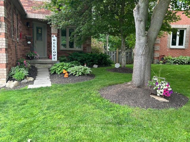 Photo 4 of 171 Mill Street W, Halton Hills, Acton — HOMEH