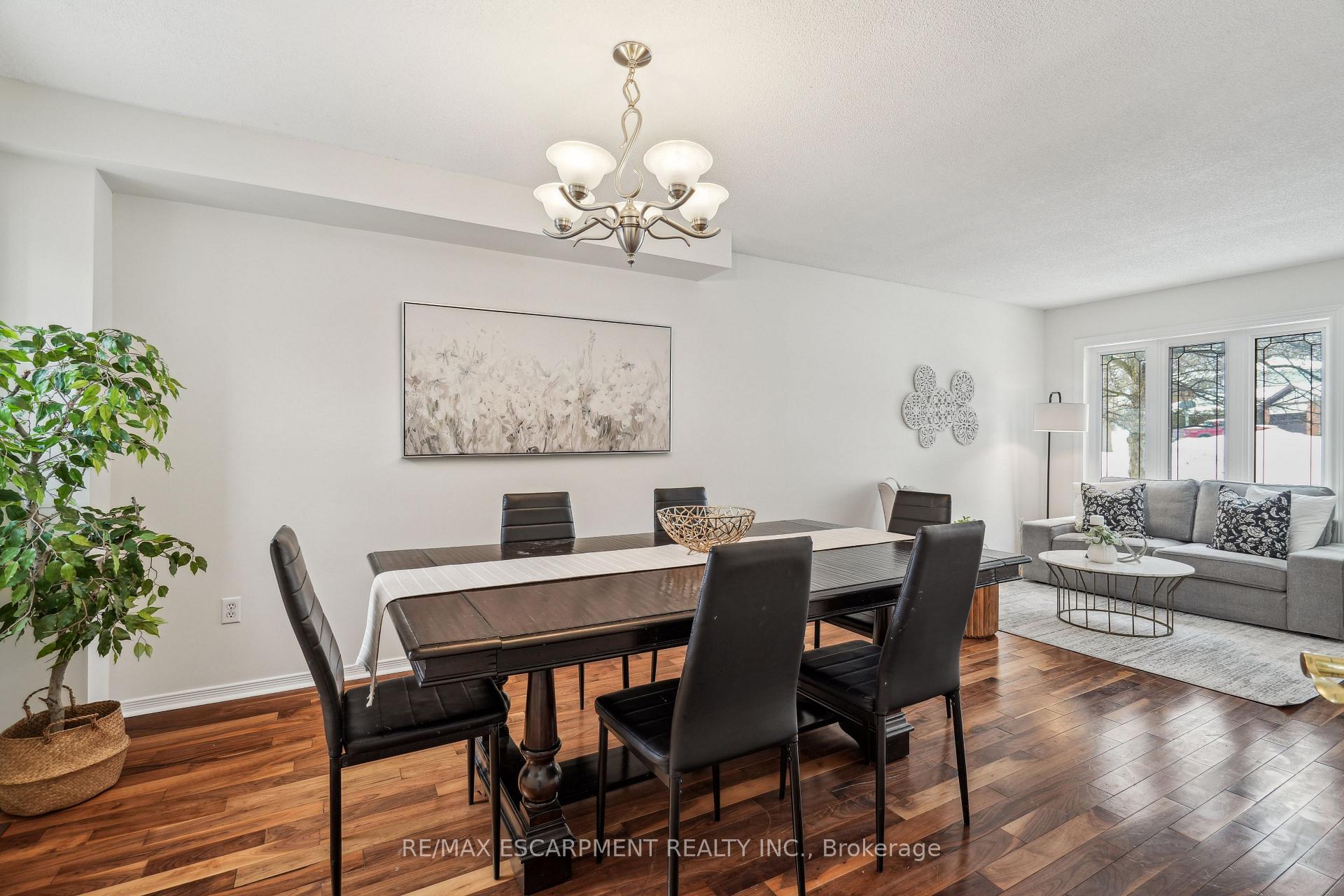 Photo 7 of 171 Mill Street W, Halton Hills, Acton — HOMEH