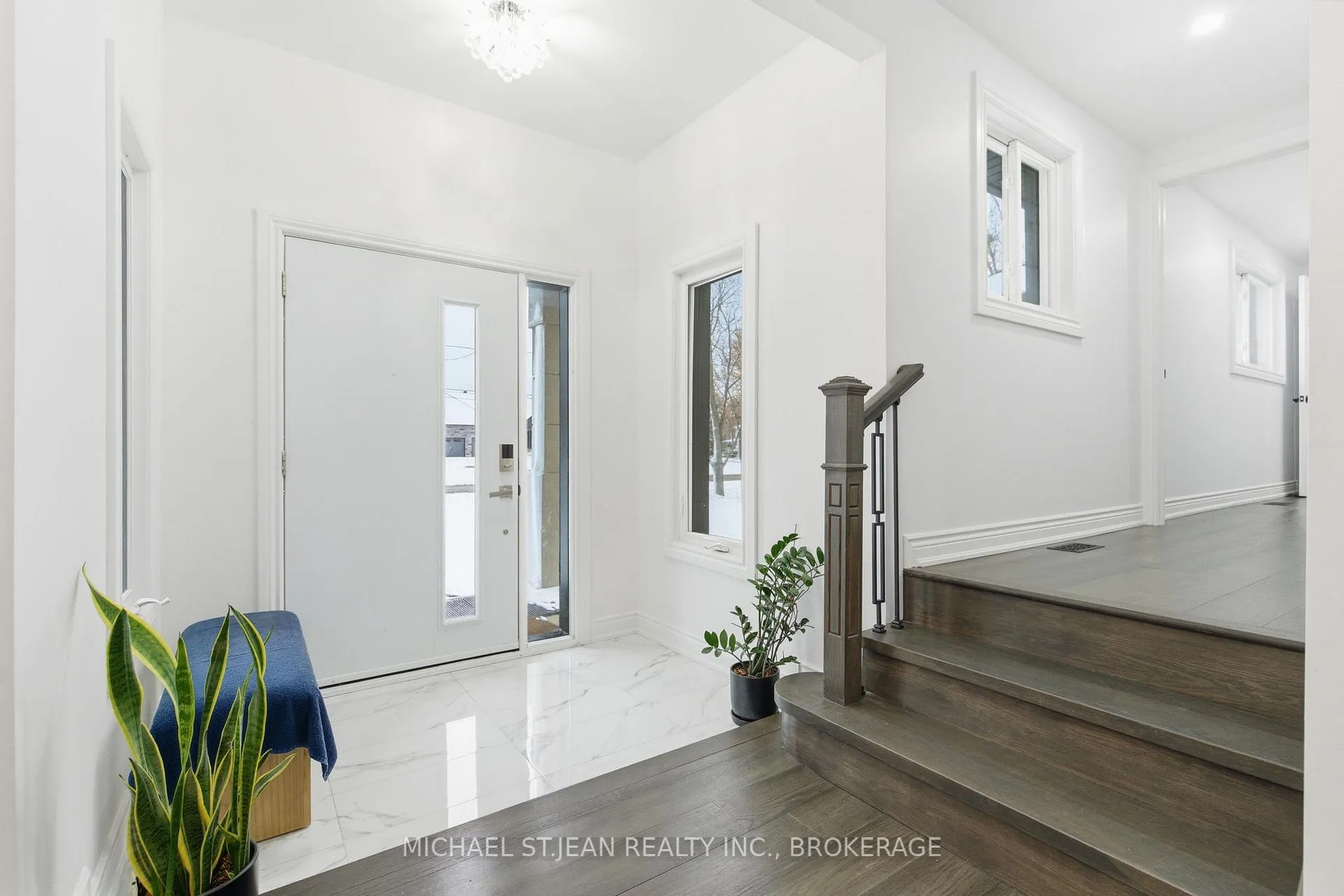 Photo 3 of 1576 Woodburn Road, Hamilton, Rural Glanbrook — HOMEH