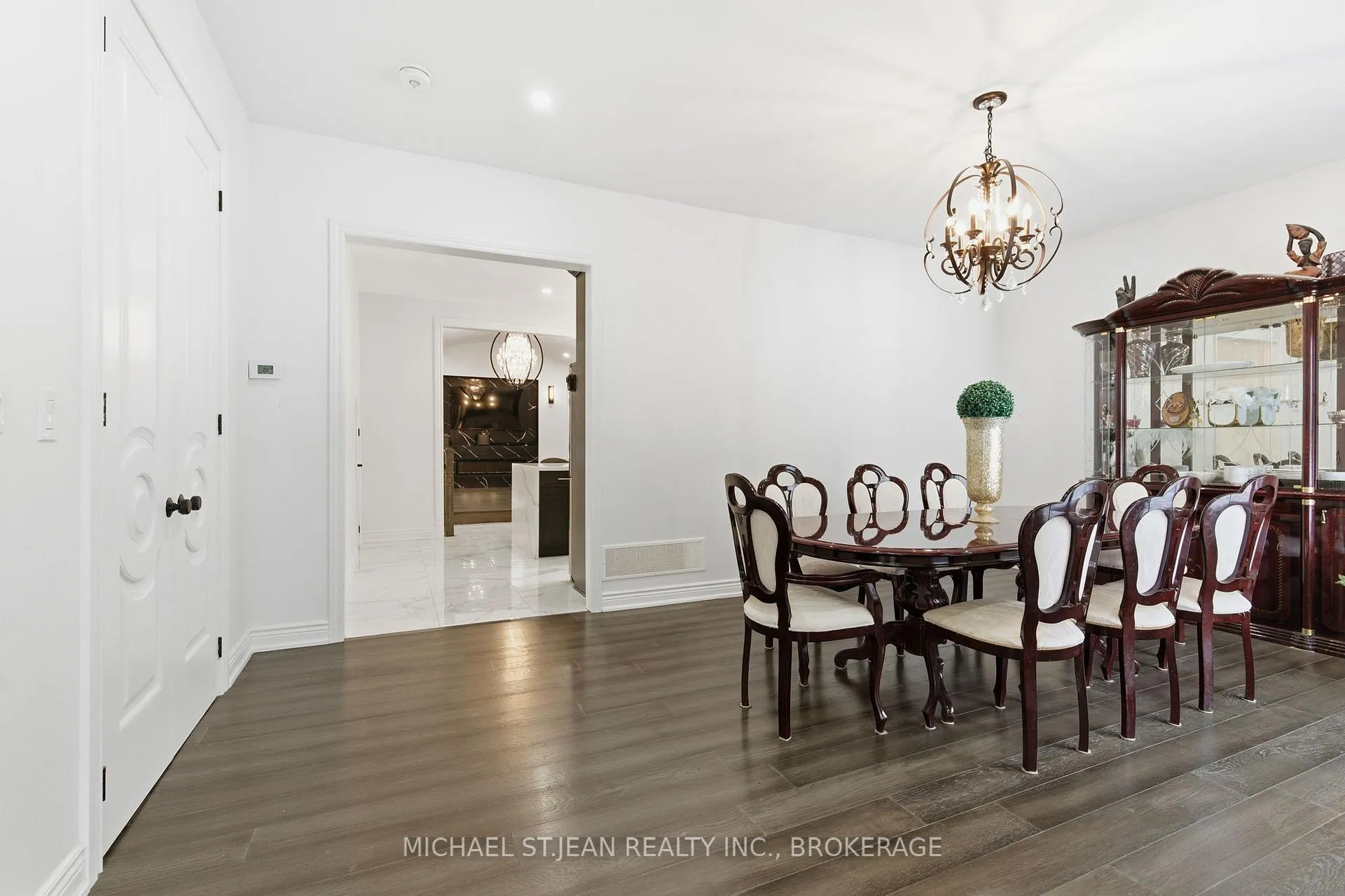 Photo 4 of 1576 Woodburn Road, Hamilton, Rural Glanbrook — HOMEH