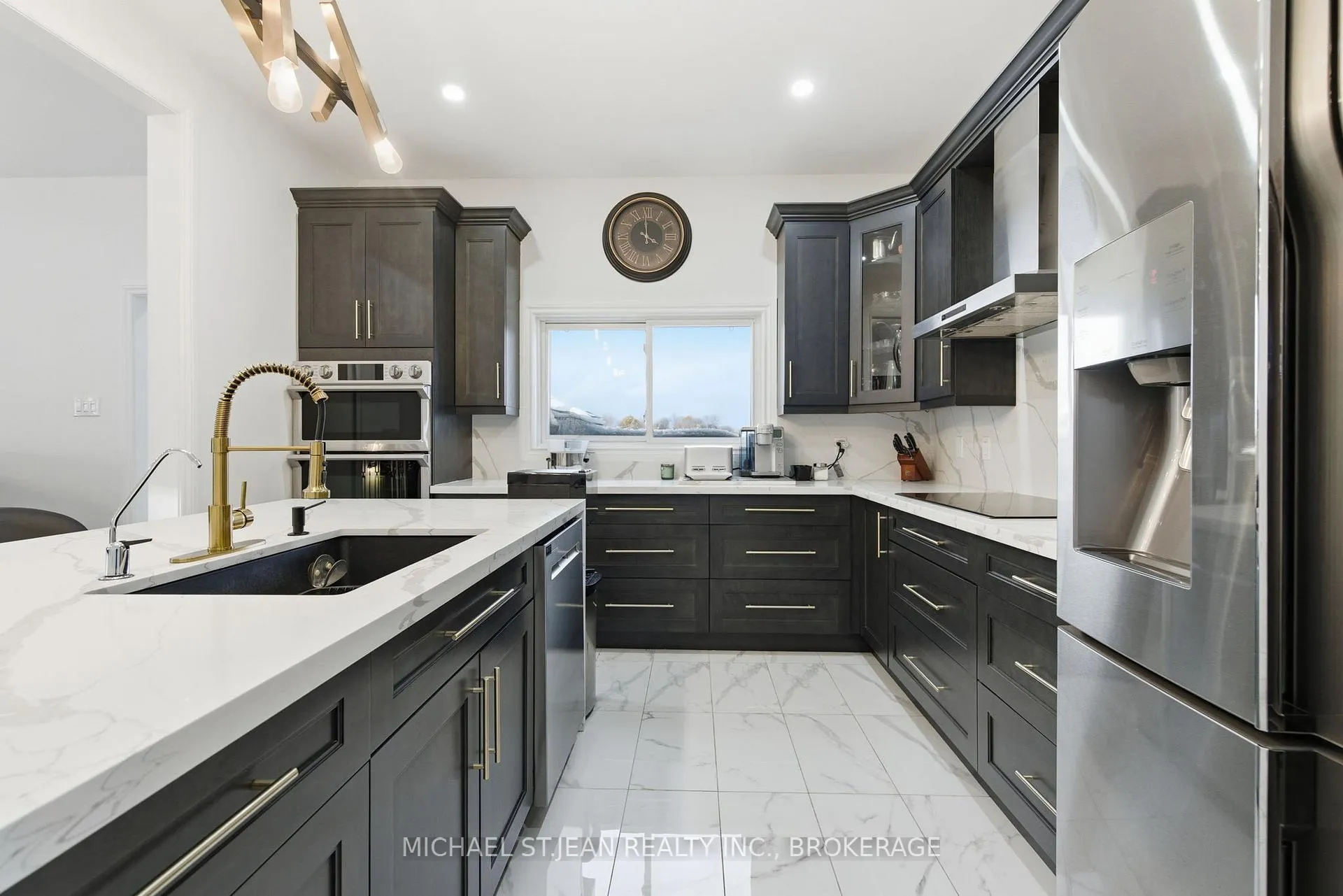 Photo 8 of 1576 Woodburn Road, Hamilton, Rural Glanbrook — HOMEH