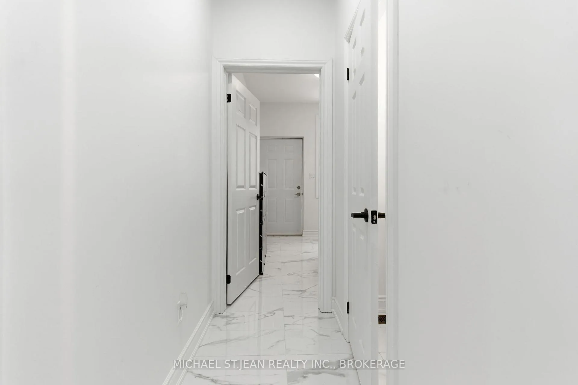 Photo 14 of 1576 Woodburn Road, Hamilton, Rural Glanbrook — HOMEH