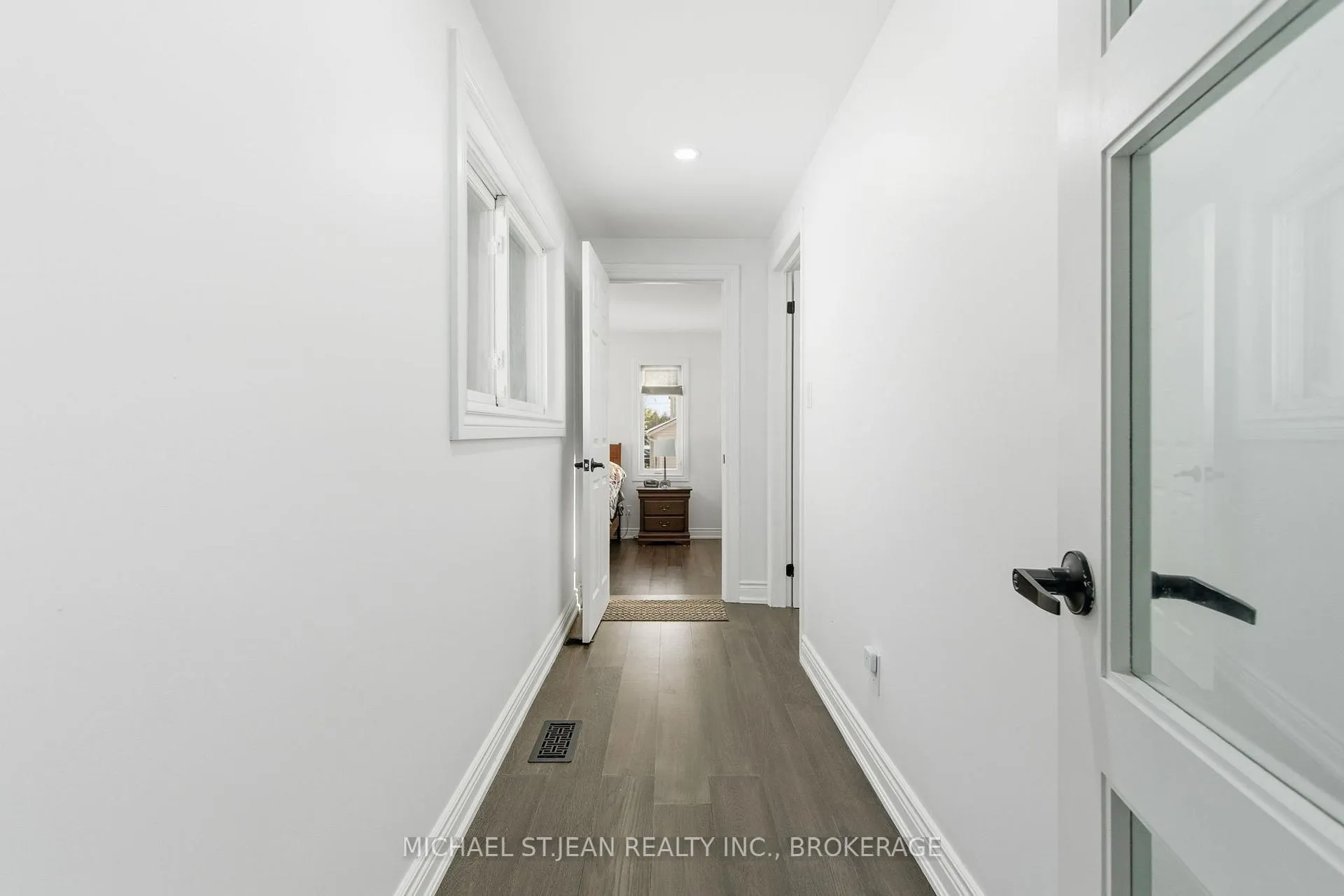 Photo 17 of 1576 Woodburn Road, Hamilton, Rural Glanbrook — HOMEH