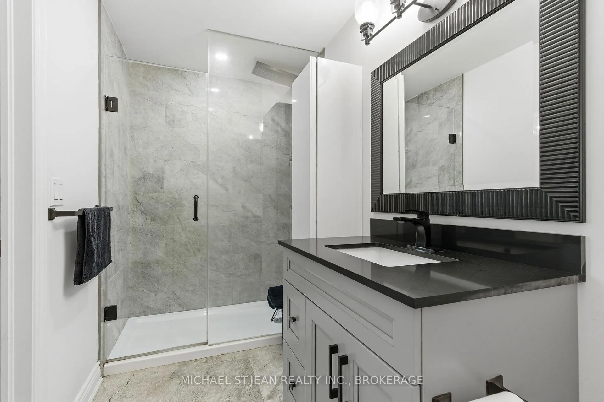 Photo 21 of 1576 Woodburn Road, Hamilton, Rural Glanbrook — HOMEH