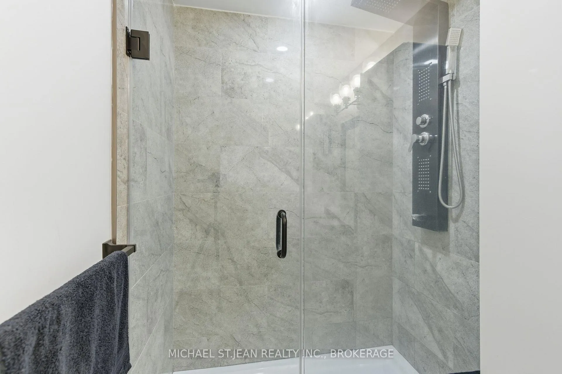 Photo 22 of 1576 Woodburn Road, Hamilton, Rural Glanbrook — HOMEH