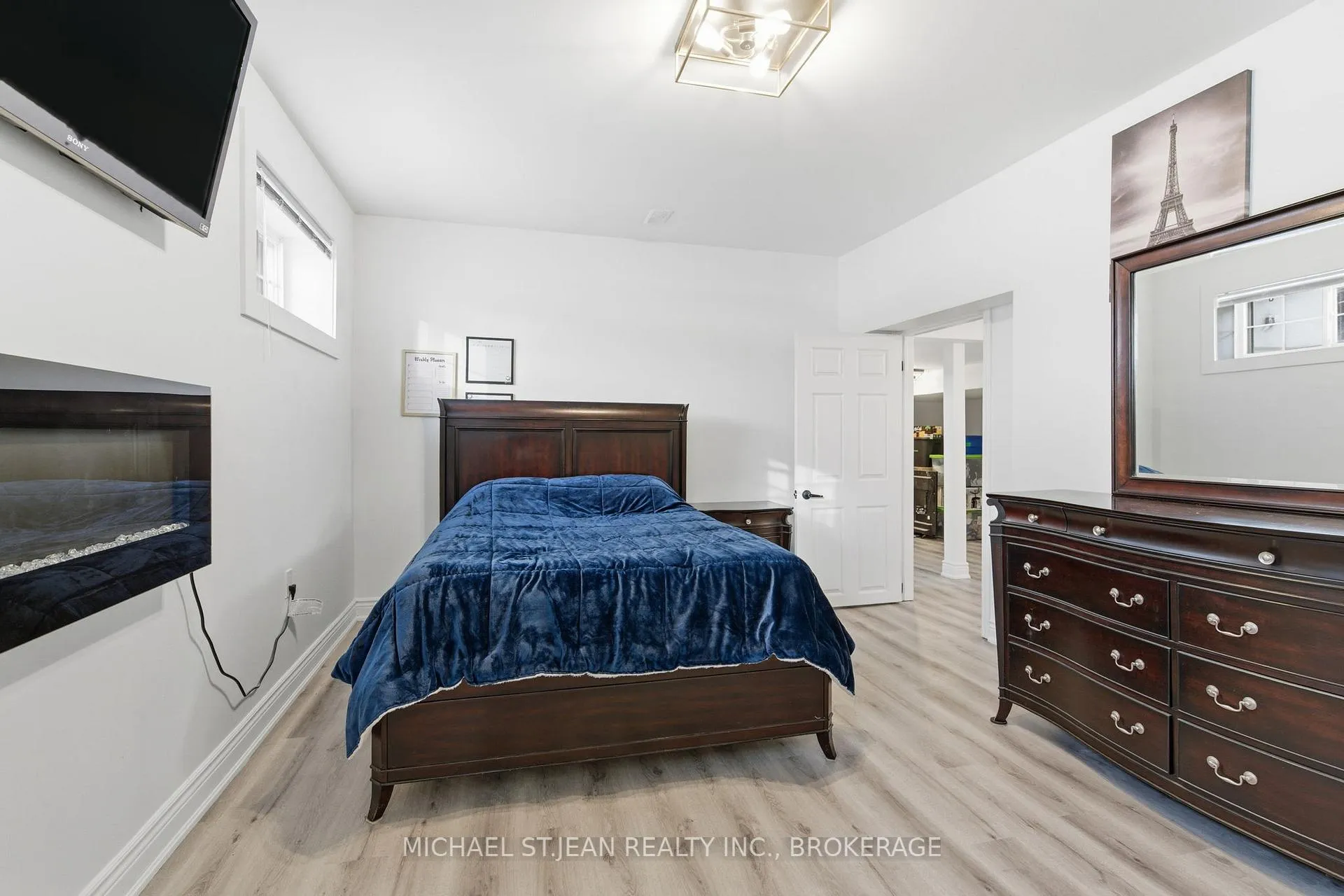 Photo 37 of 1576 Woodburn Road, Hamilton, Rural Glanbrook — HOMEH