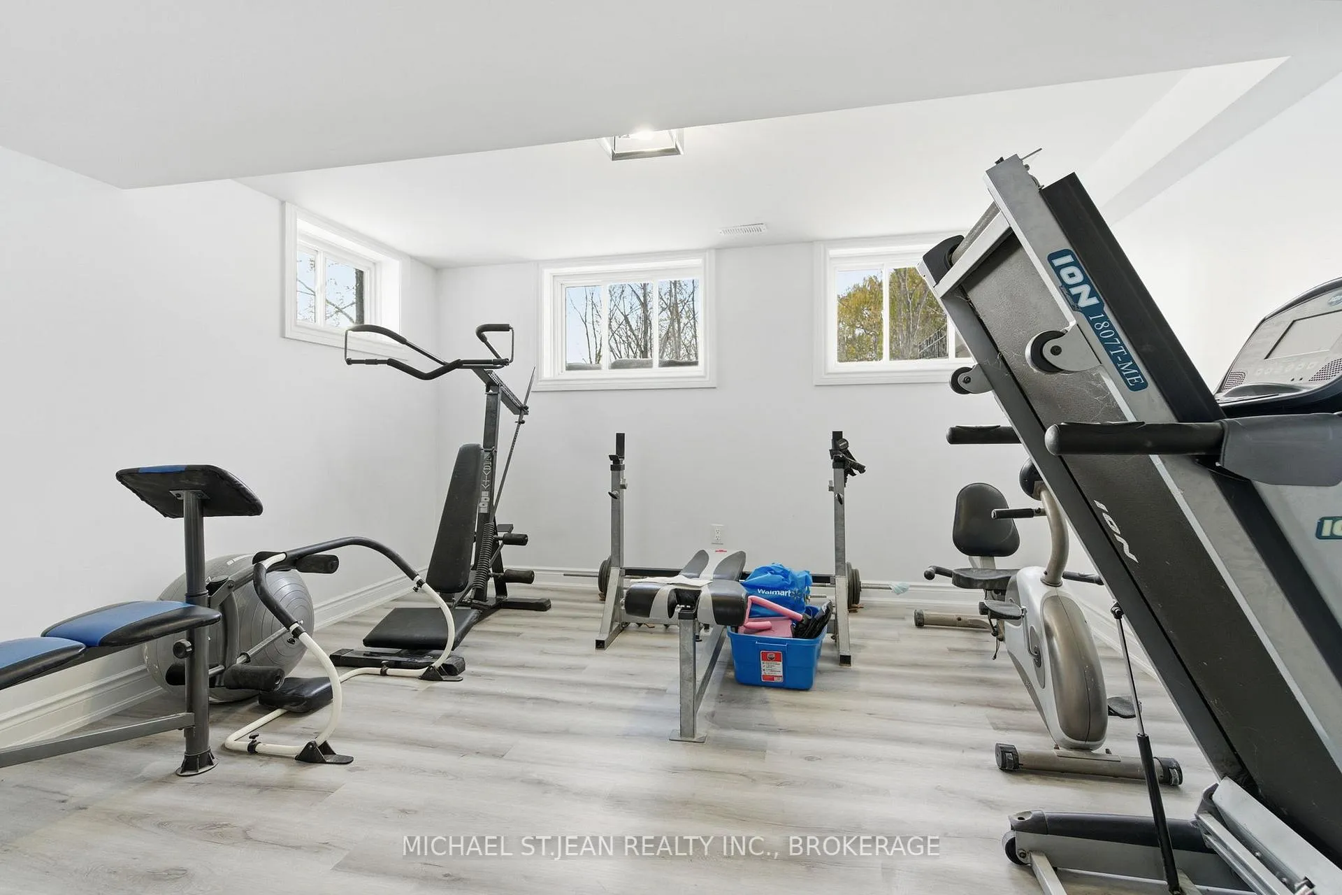 Photo 40 of 1576 Woodburn Road, Hamilton, Rural Glanbrook — HOMEH