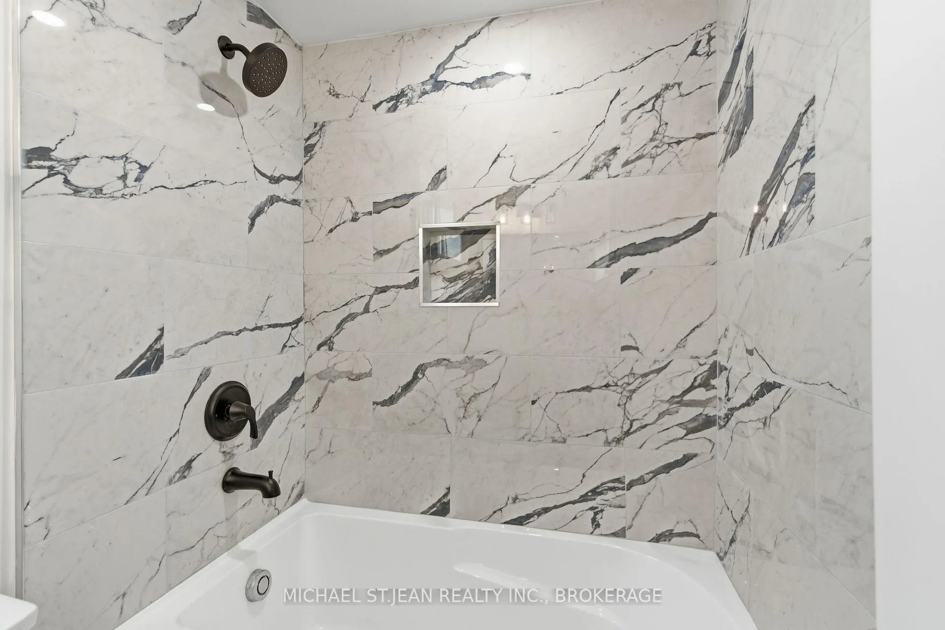 Photo 43 of 1576 Woodburn Road, Hamilton, Rural Glanbrook — HOMEH