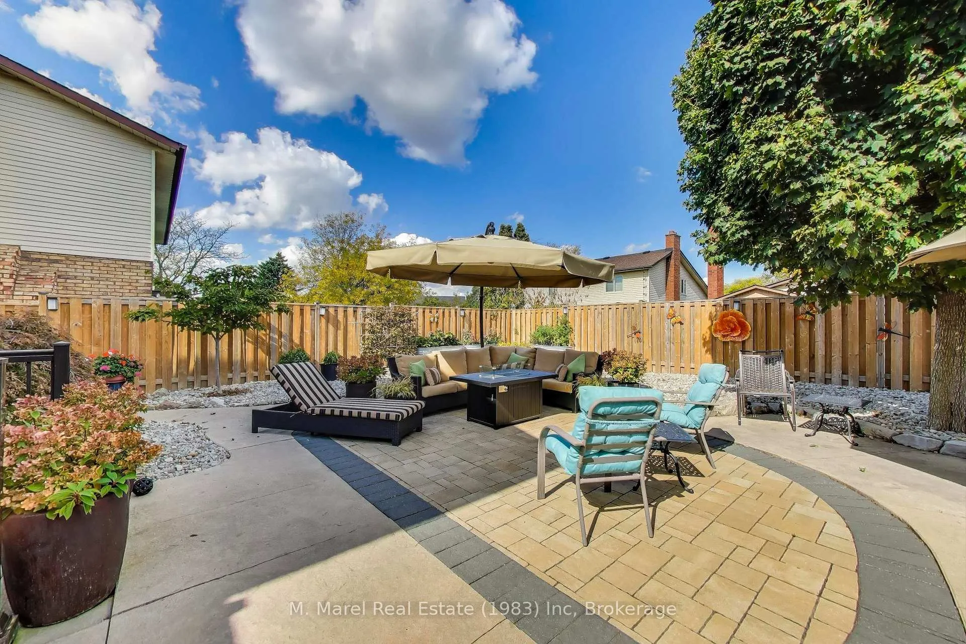 Photo 37 of 12 Kingsview Drive, Hamilton, Stoney Creek Mountain — HOMEH